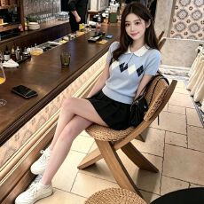 批发已出货菱格<b class='q'>娃娃领</b>短袖针织衫薄款女夏季甜美气质显瘦短款正肩上衣