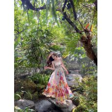 批发已出货假仙女拍照沙滩裙彩色碎<b class='q'>花朵</b>吊带绑带高腰显瘦连衣裙女