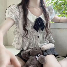 批发已出货甜美学院风<b class='q'>娃娃领</b>夏新款设计感泡泡袖学生韩版百搭<b class='q'>衬衣</b>