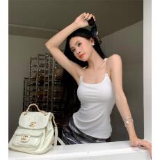 批发已出货小心机时尚气质辣妹修身显瘦<b class='q'>隐形</b><b class='q'>肩带</b>设计感内搭上衣薄