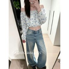 批发已出货碎花一字肩抽褶长袖上衣<b class='q'>女</b>度假风露肩短款收腰T恤小衫