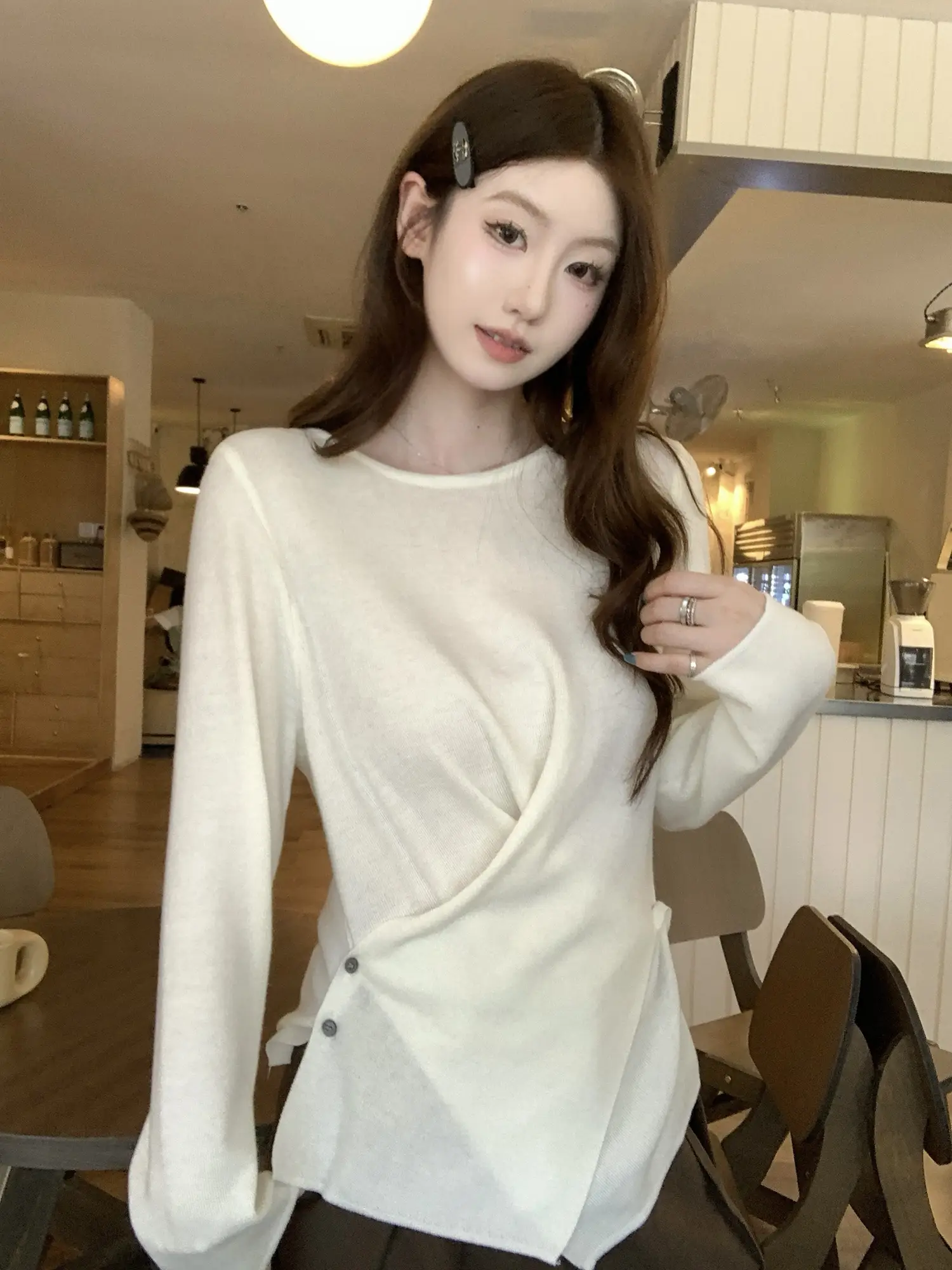 크로스 버튼 허리 조임 긴소매 티셔츠 상세 이미지 4