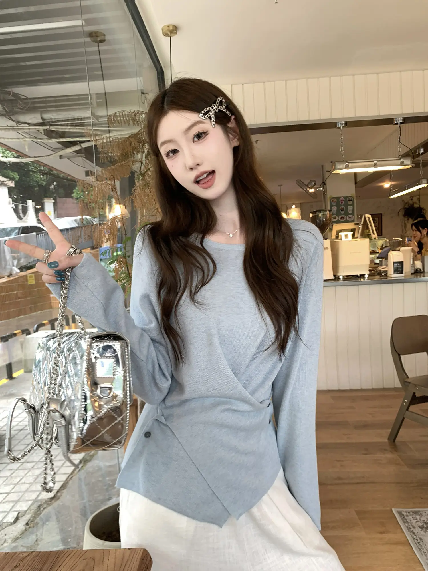 크로스 버튼 허리 조임 긴소매 티셔츠 상세 이미지 35