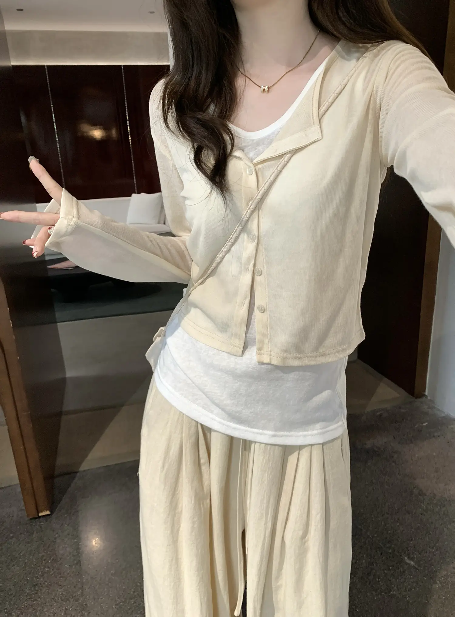 신상 숏 기장 카디건 상세 이미지 3