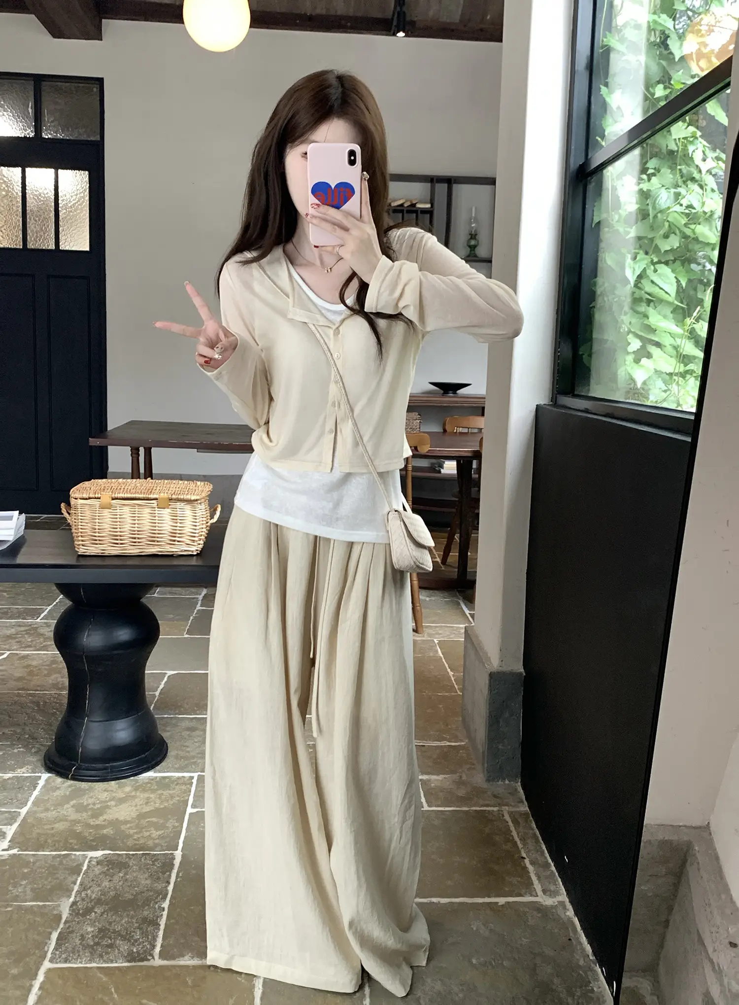신상 숏 기장 카디건 상세 이미지 6