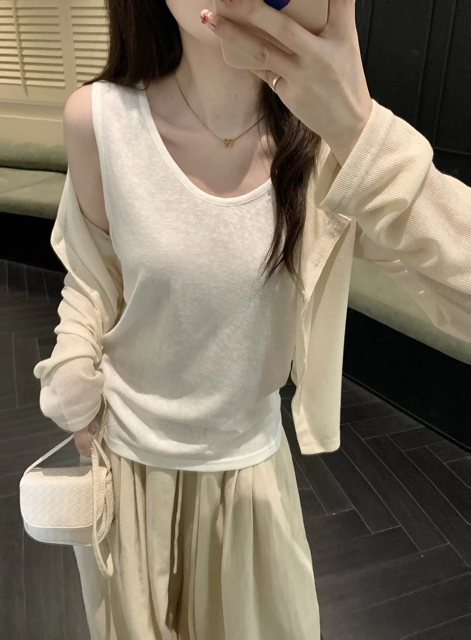 신상 숏 기장 카디건 상세 이미지 9