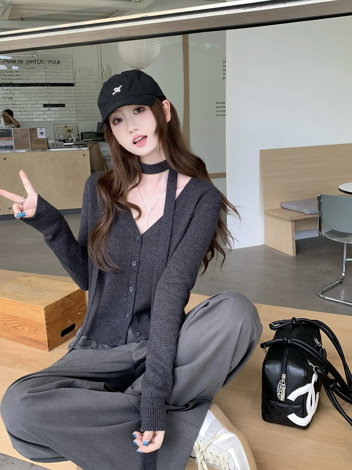 홀터넥 리본 V넥 긴소매 니트 카디건 상세 이미지 1