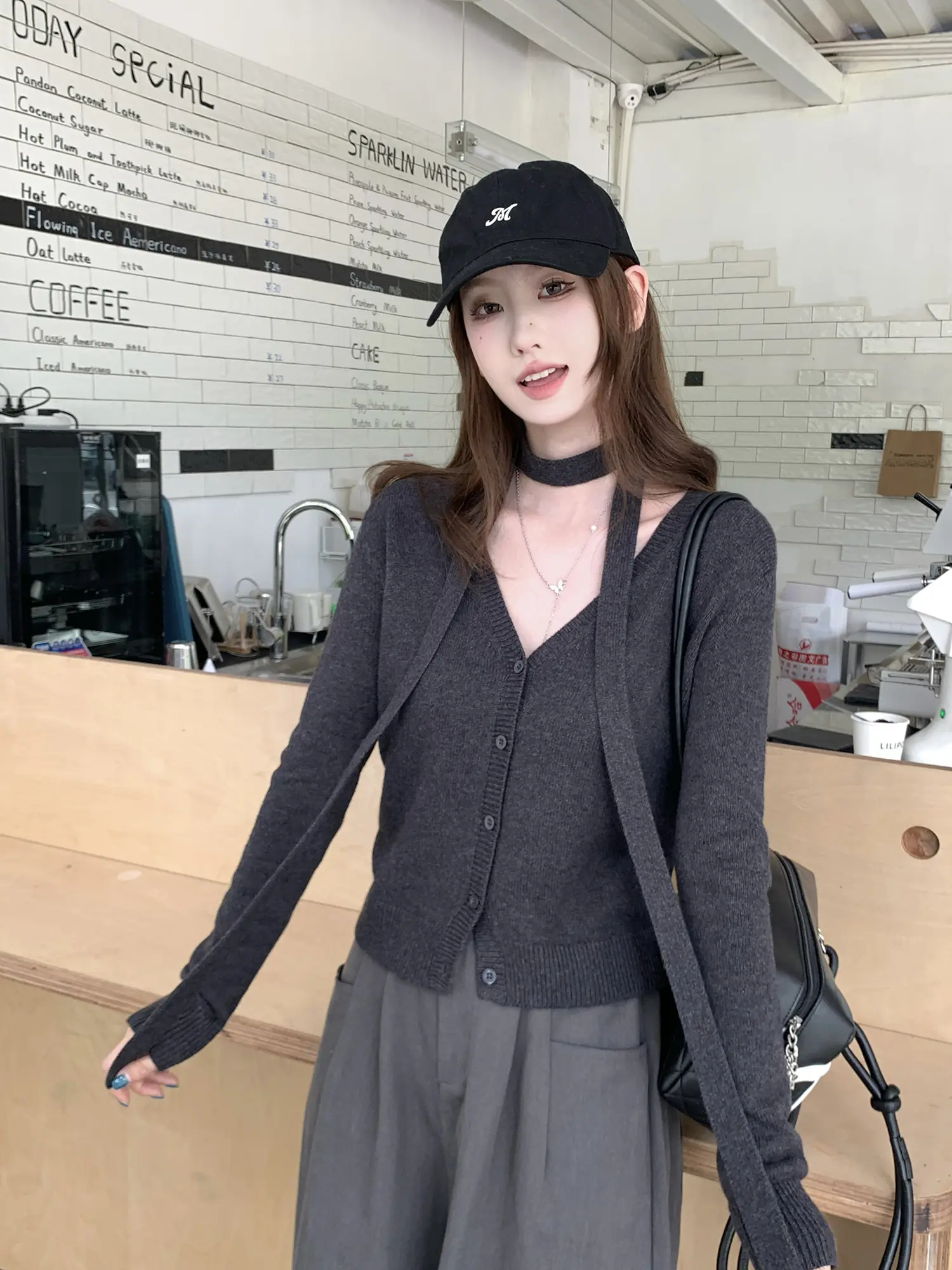 홀터넥 리본 V넥 긴소매 니트 카디건 상세 이미지 9