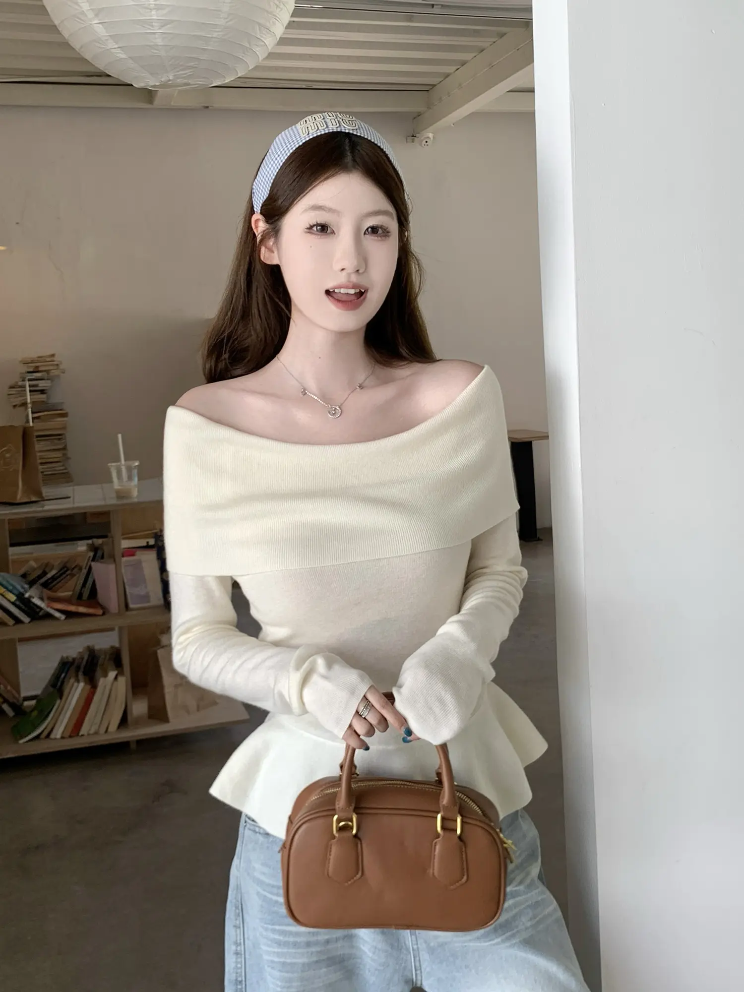 오프숄더 니트 허리 조임 여성용 상의 상세 이미지 17
