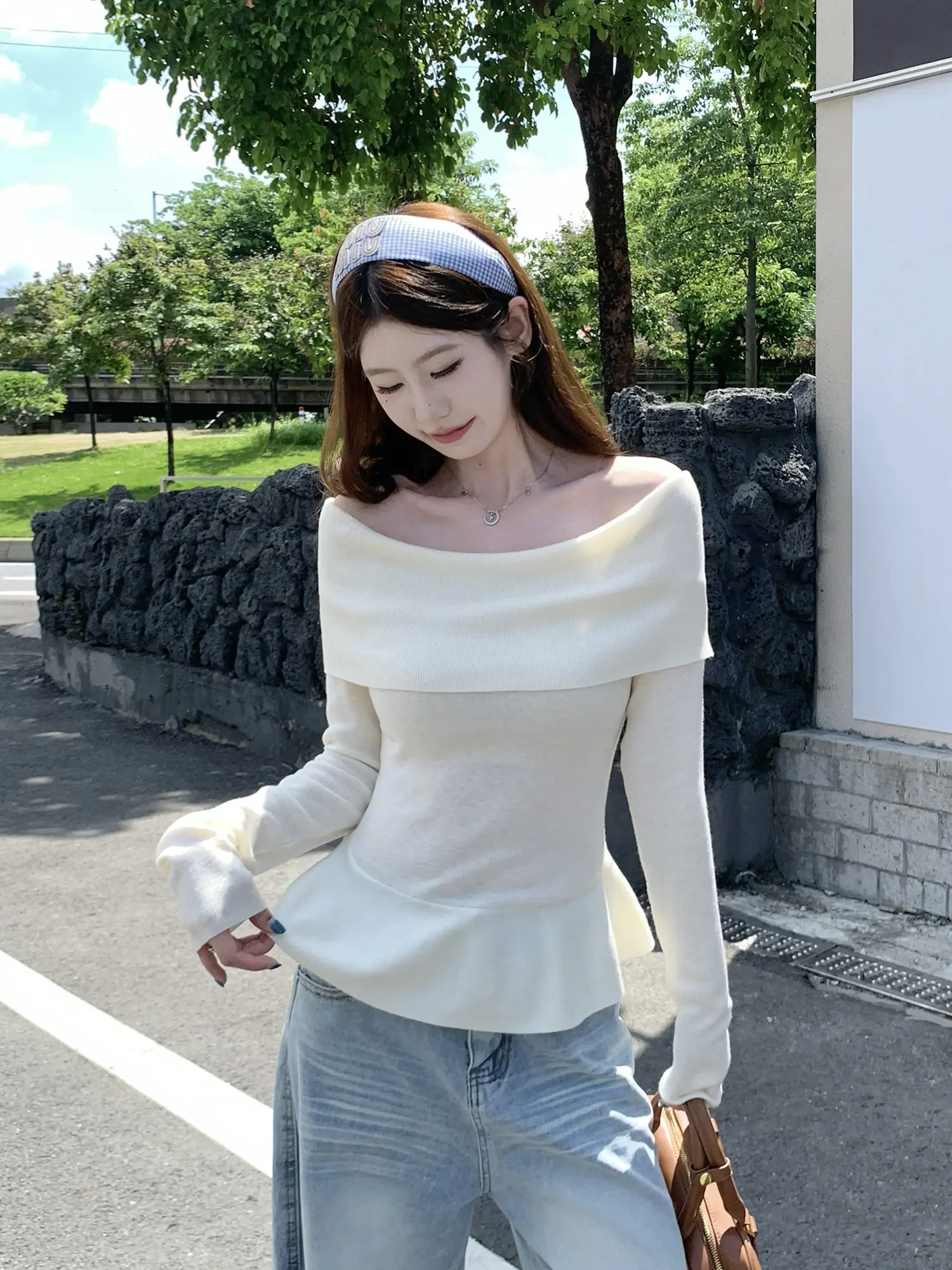 오프숄더 니트 허리 조임 여성용 상의 상세 이미지 18