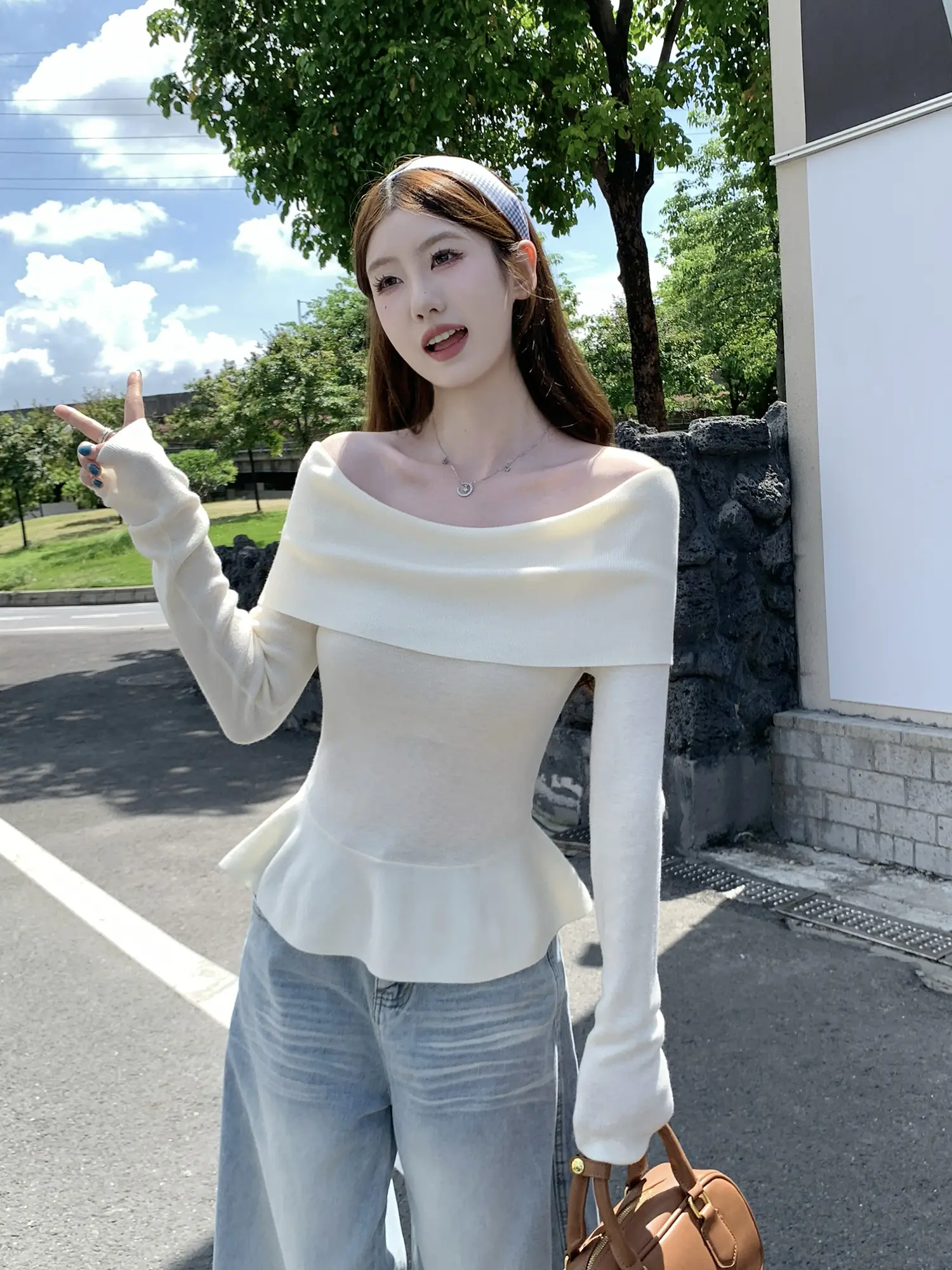 오프숄더 니트 허리 조임 여성용 상의 상세 이미지 19