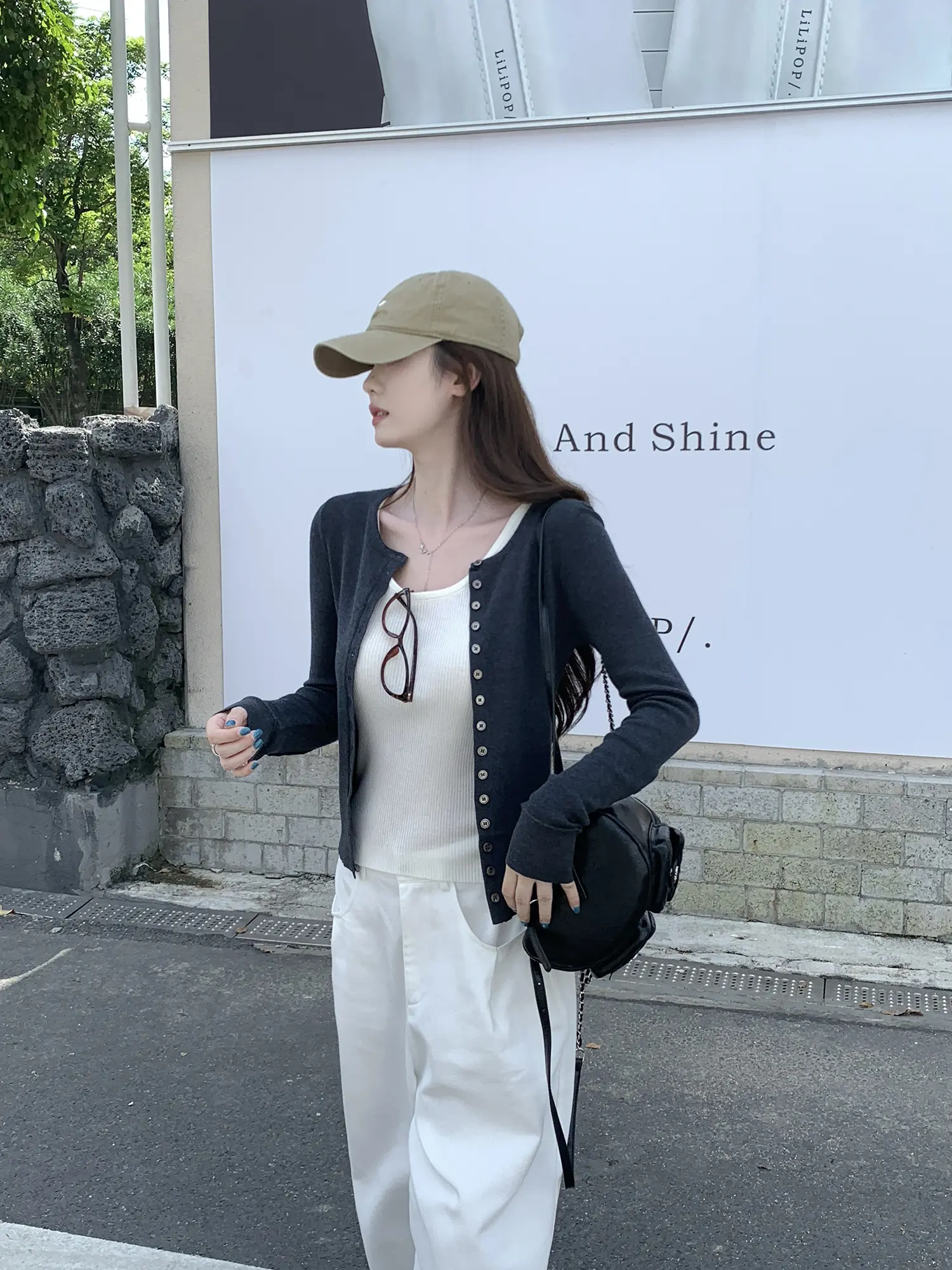 조개 버튼 니트 카디건 상세 이미지 9