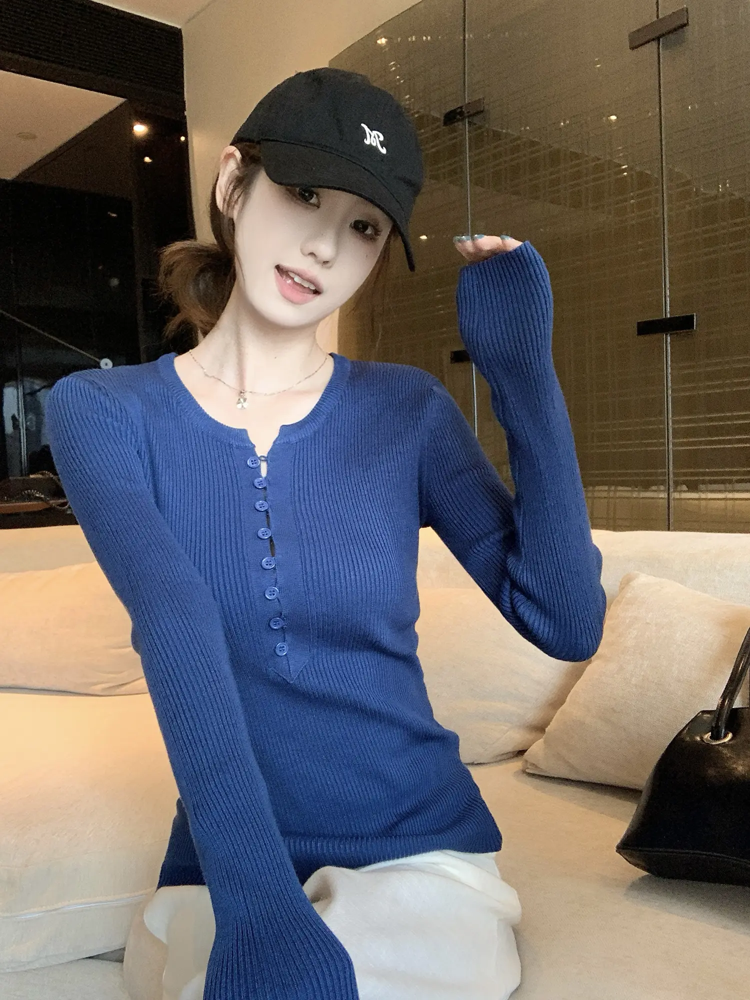 블루 긴소매 하프넥 니트 상세 이미지 4