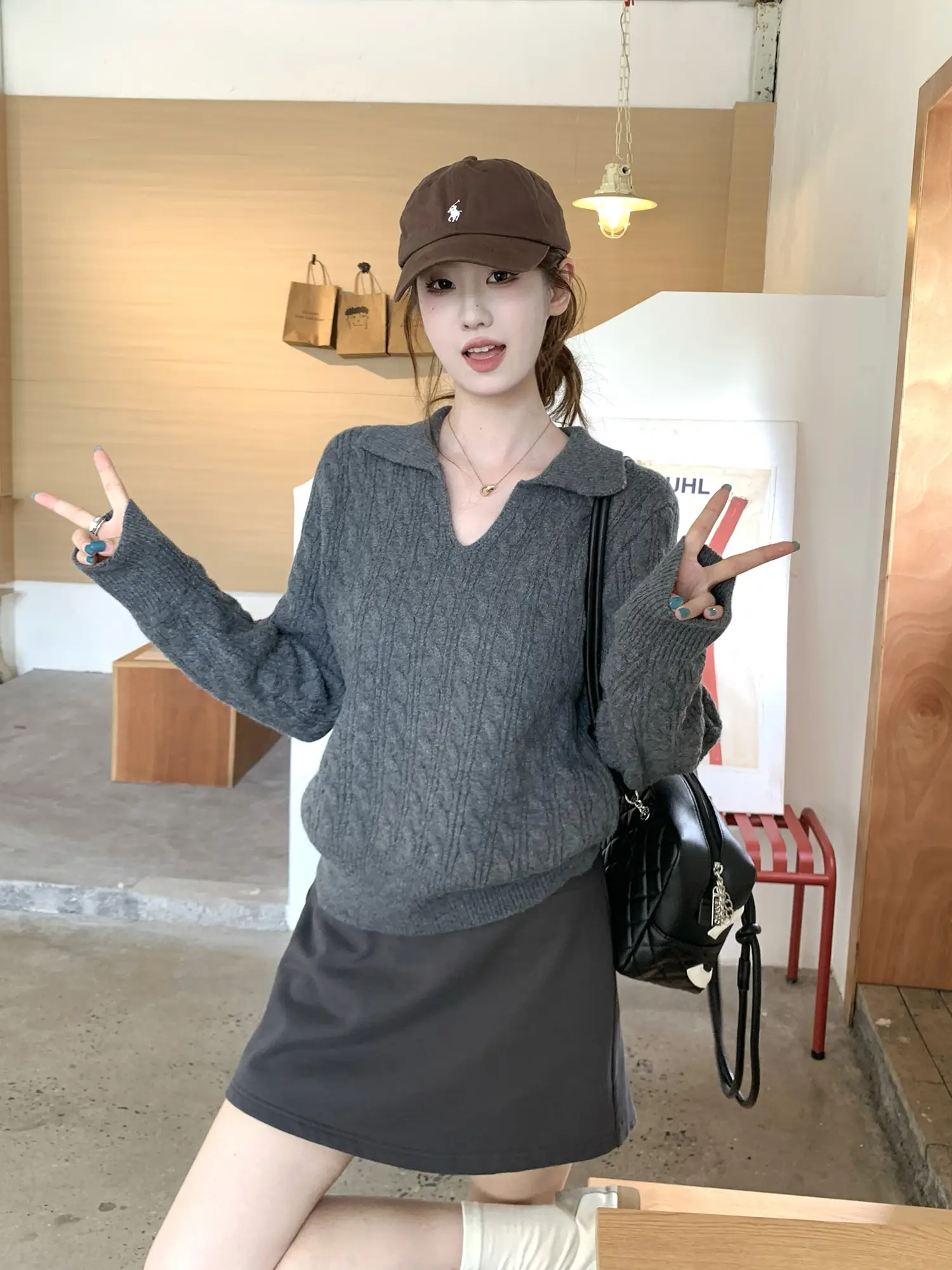 그레이 빈티지 폴로넥 케이블 니트 상세 이미지 3