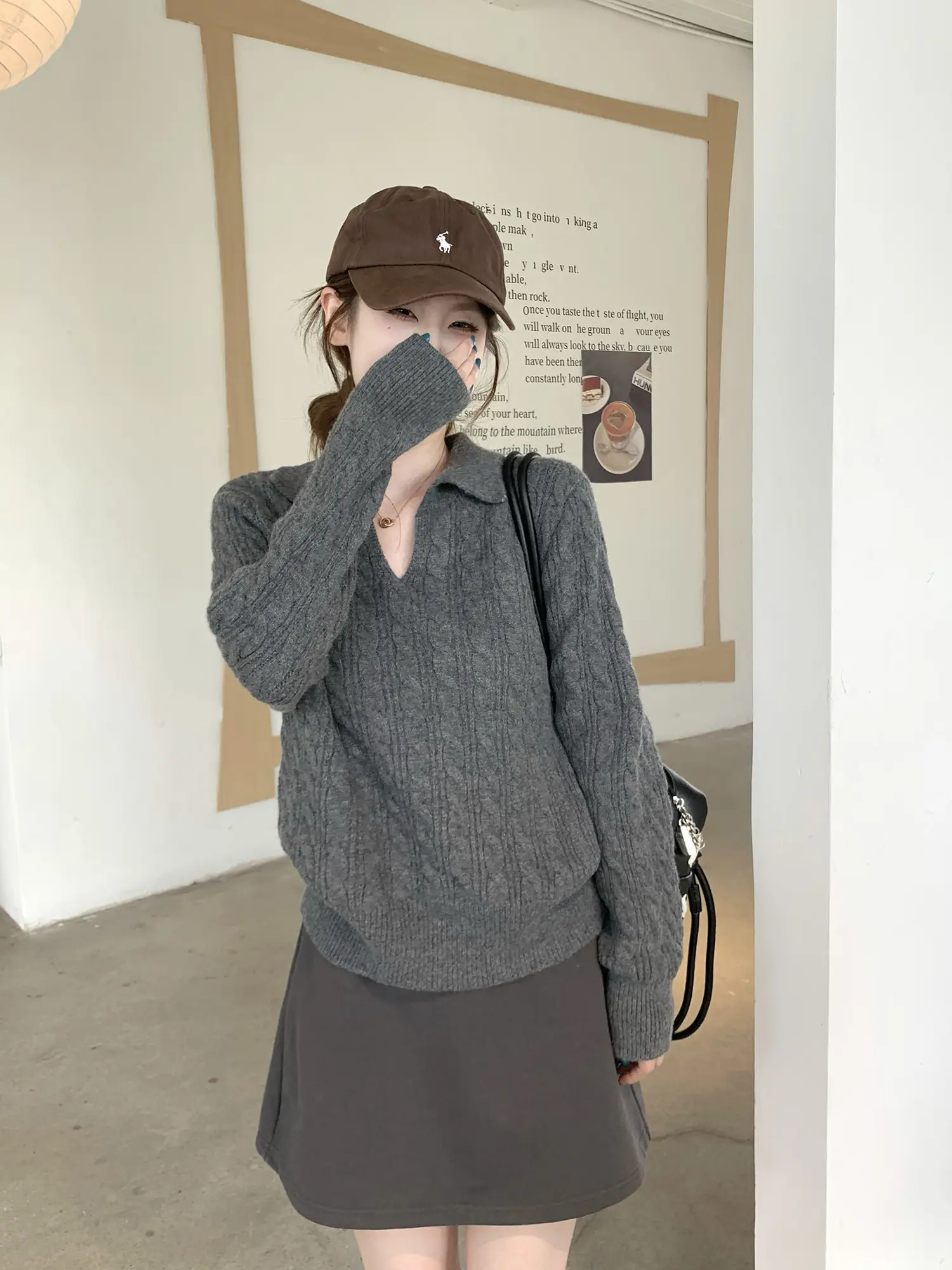 그레이 빈티지 폴로넥 케이블 니트 상세 이미지 12