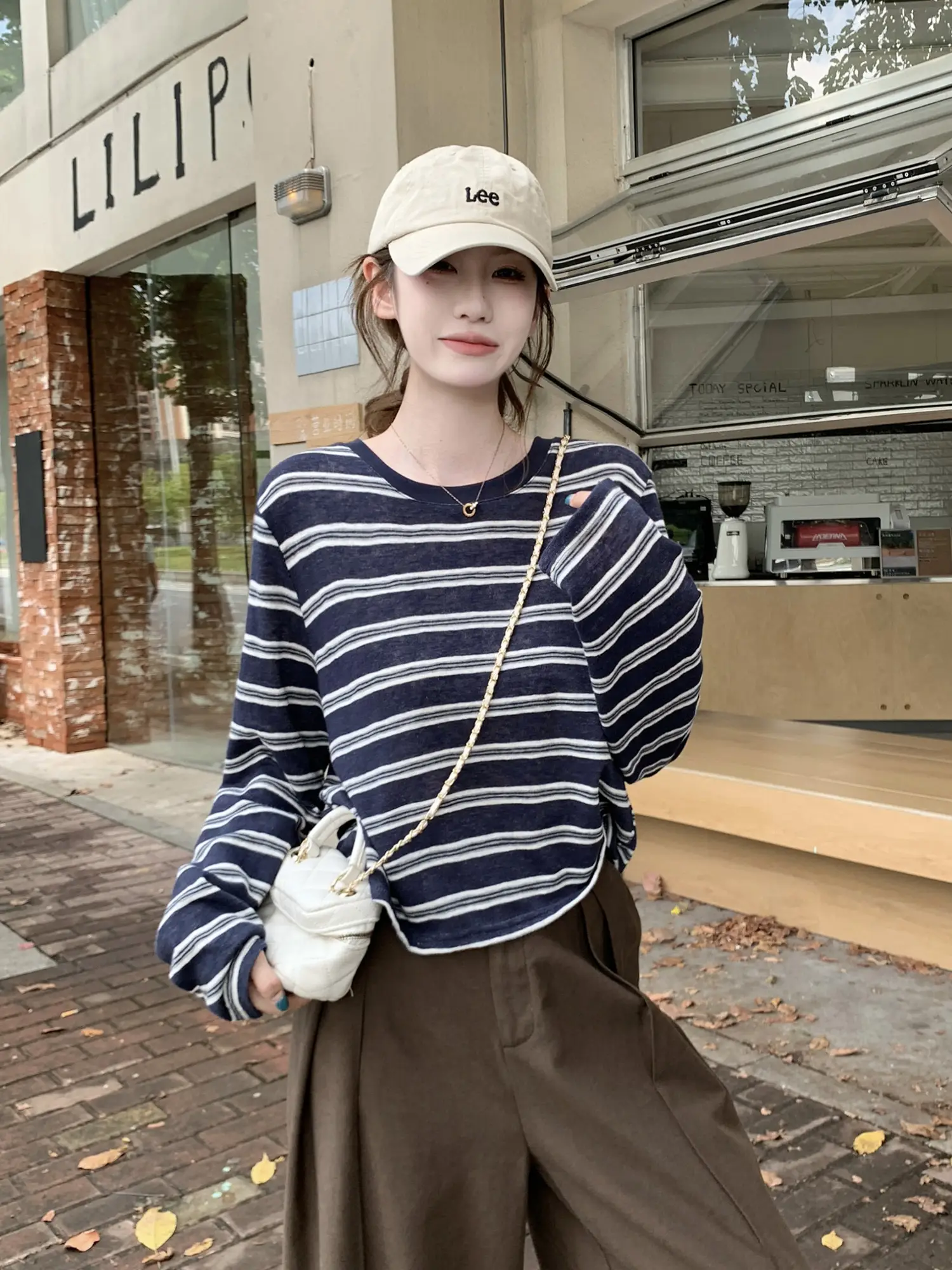 스트라이프 루즈 긴소매 티셔츠 상세 이미지 6