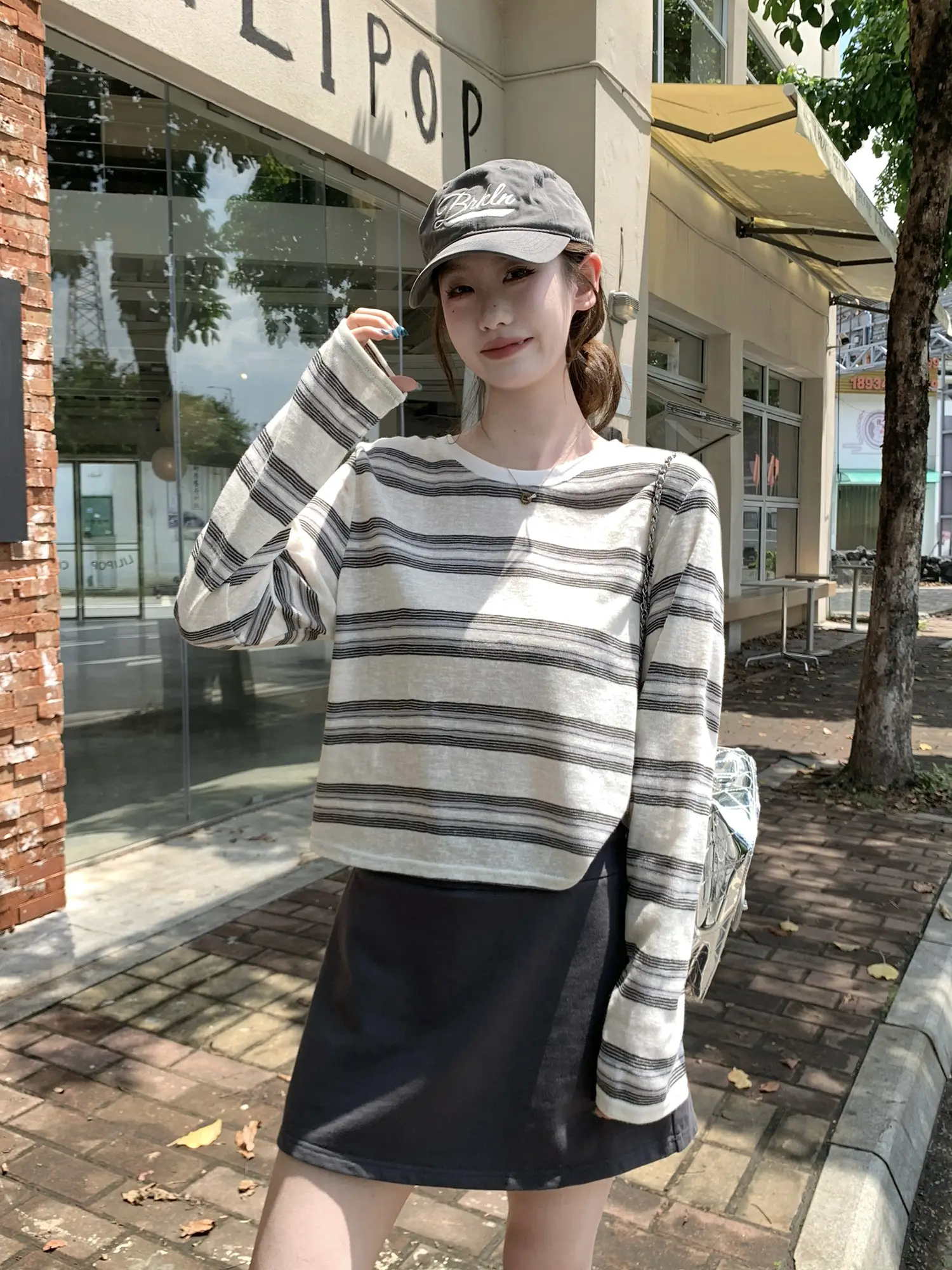 스트라이프 루즈 긴소매 티셔츠 상세 이미지 23