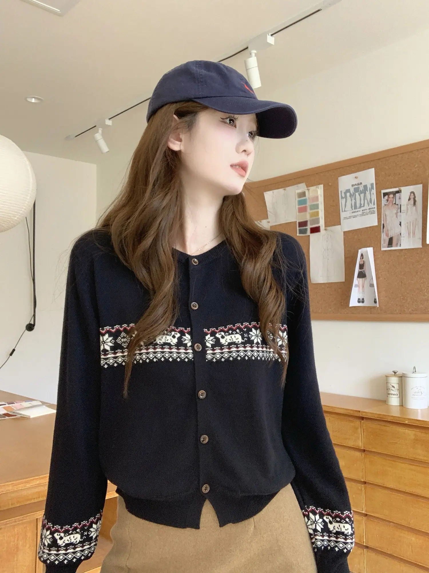 자카드 니트 단추 카디건 상세 이미지 4