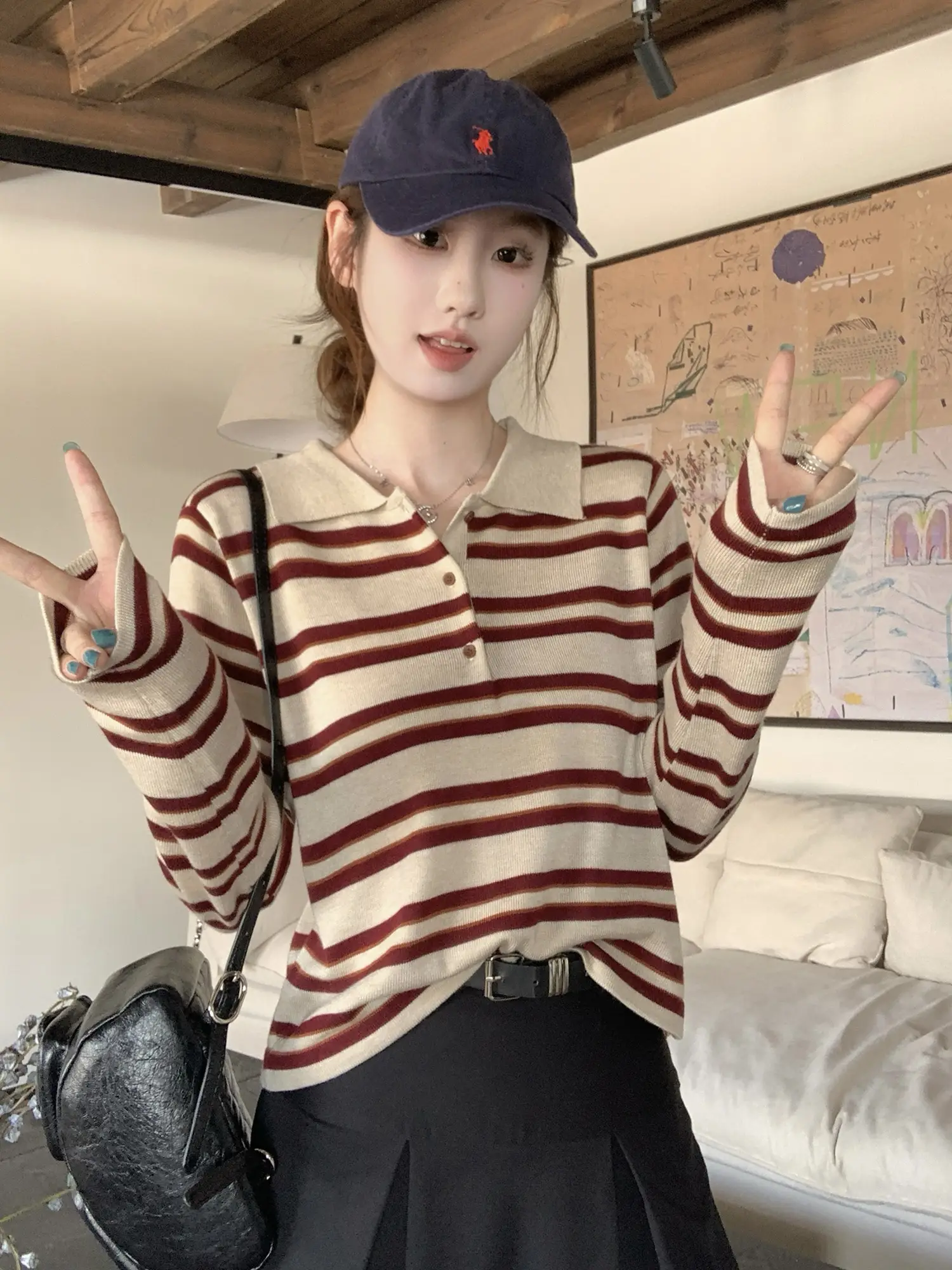 폴로 칼라 배색 스트라이프 니트 상세 이미지 17