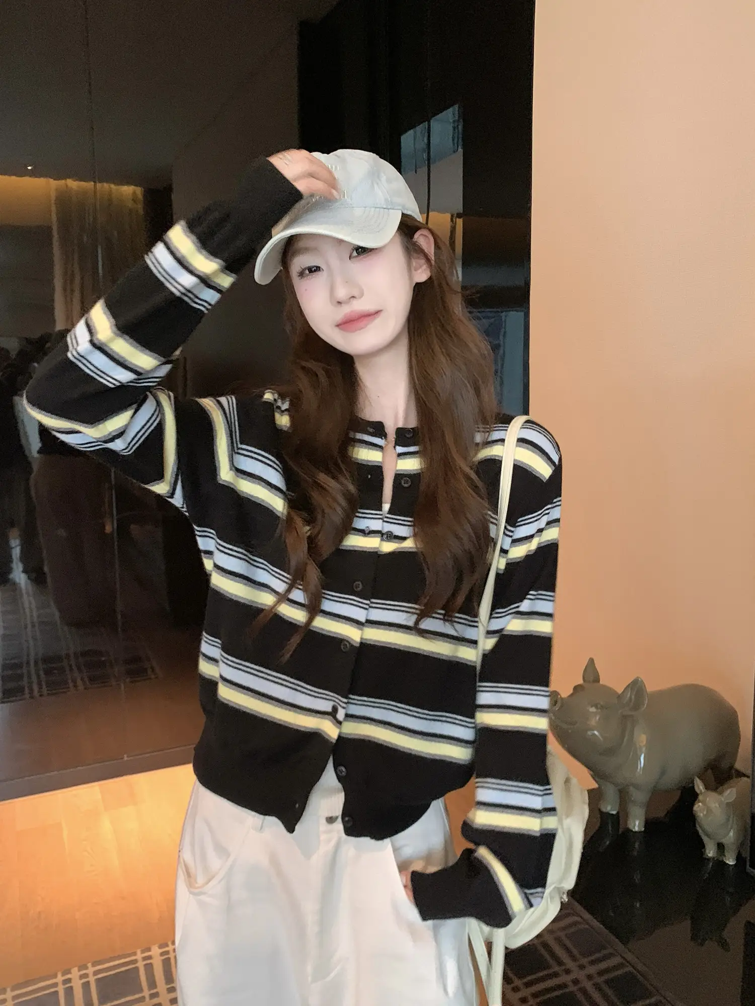 스트라이프 니트 카디건 상세 이미지 5