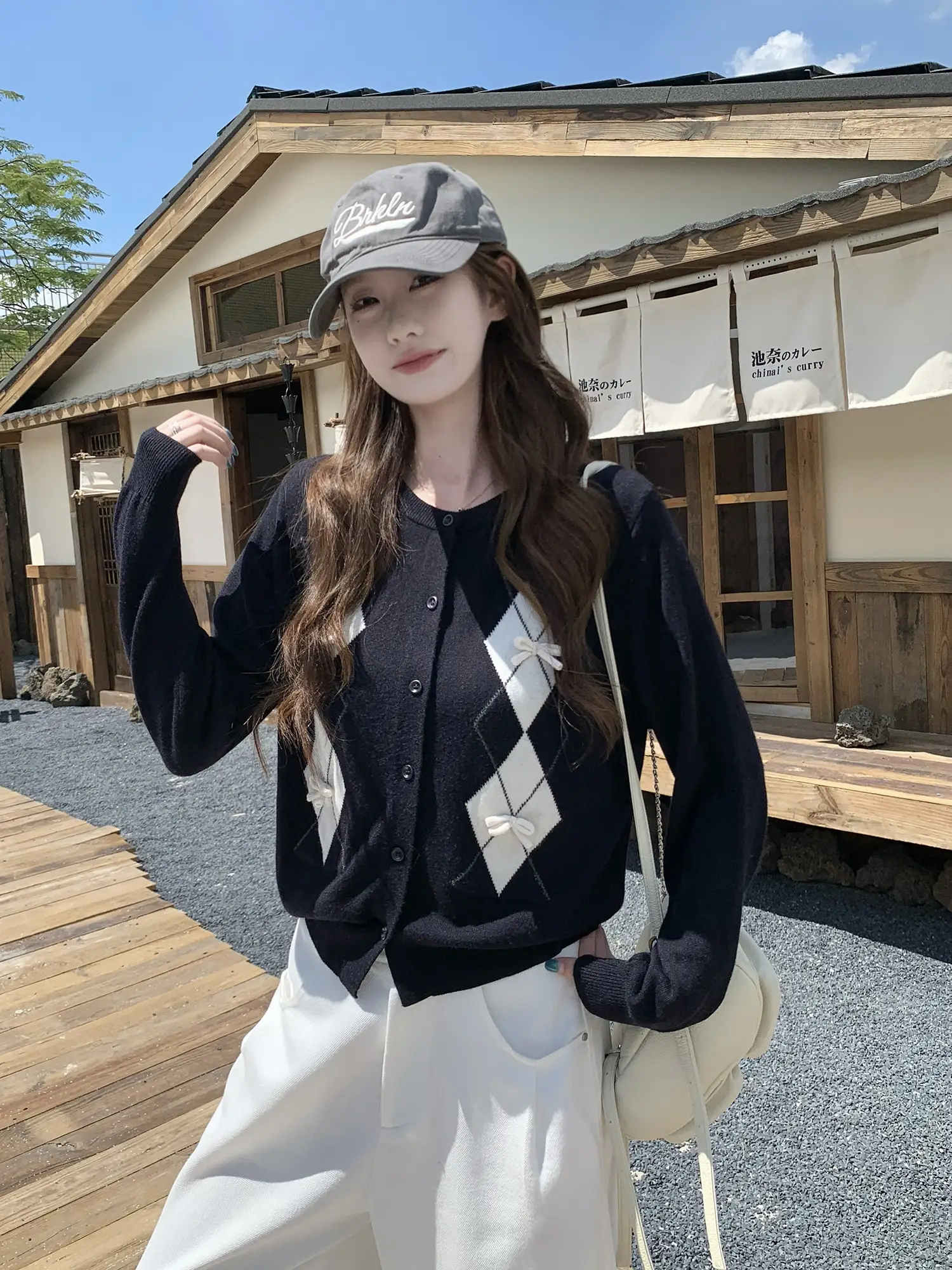 퀘이팅 패턴 니트 카디건 상세 이미지 13