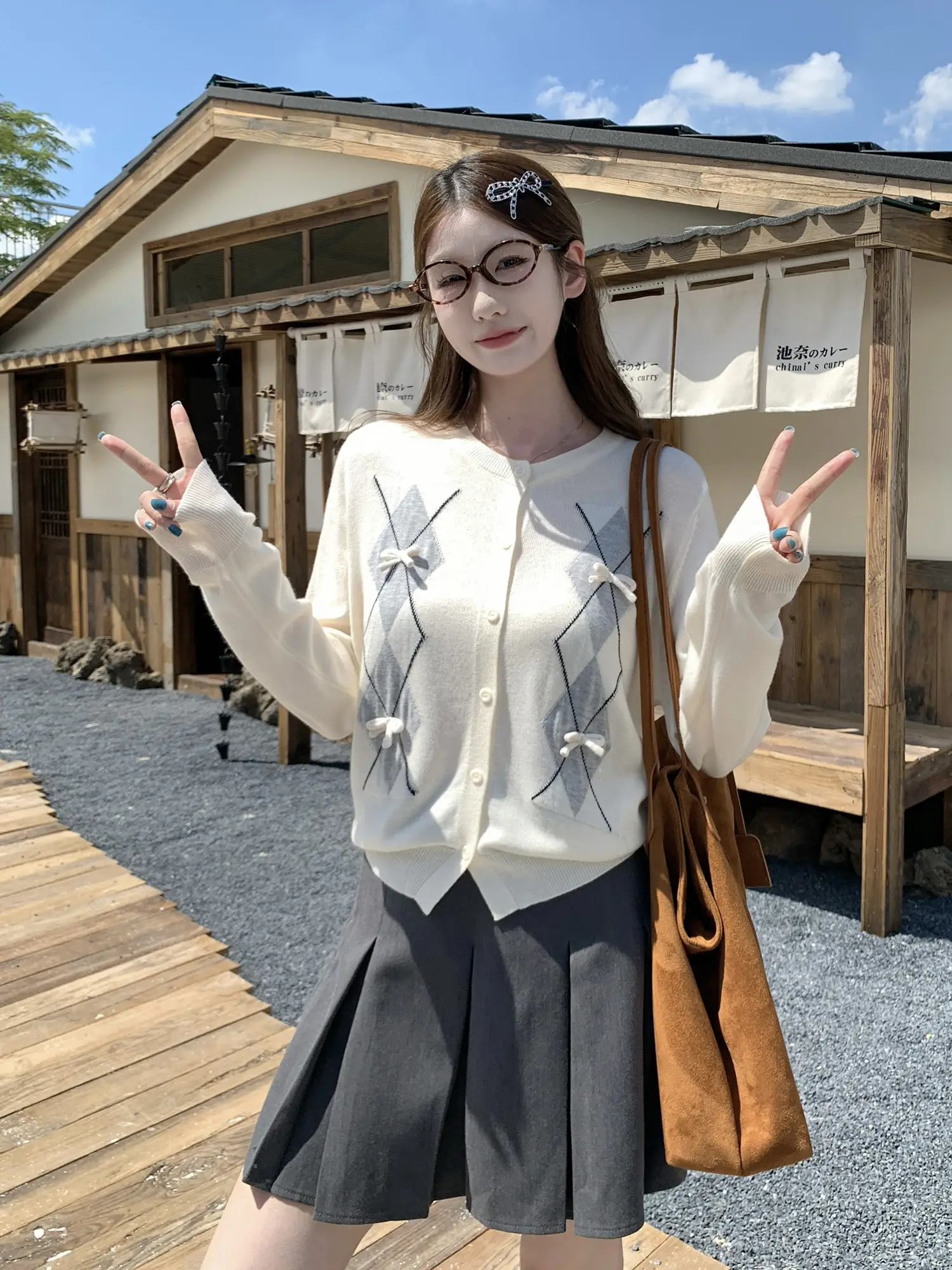 퀘이팅 패턴 니트 카디건 상세 이미지 22