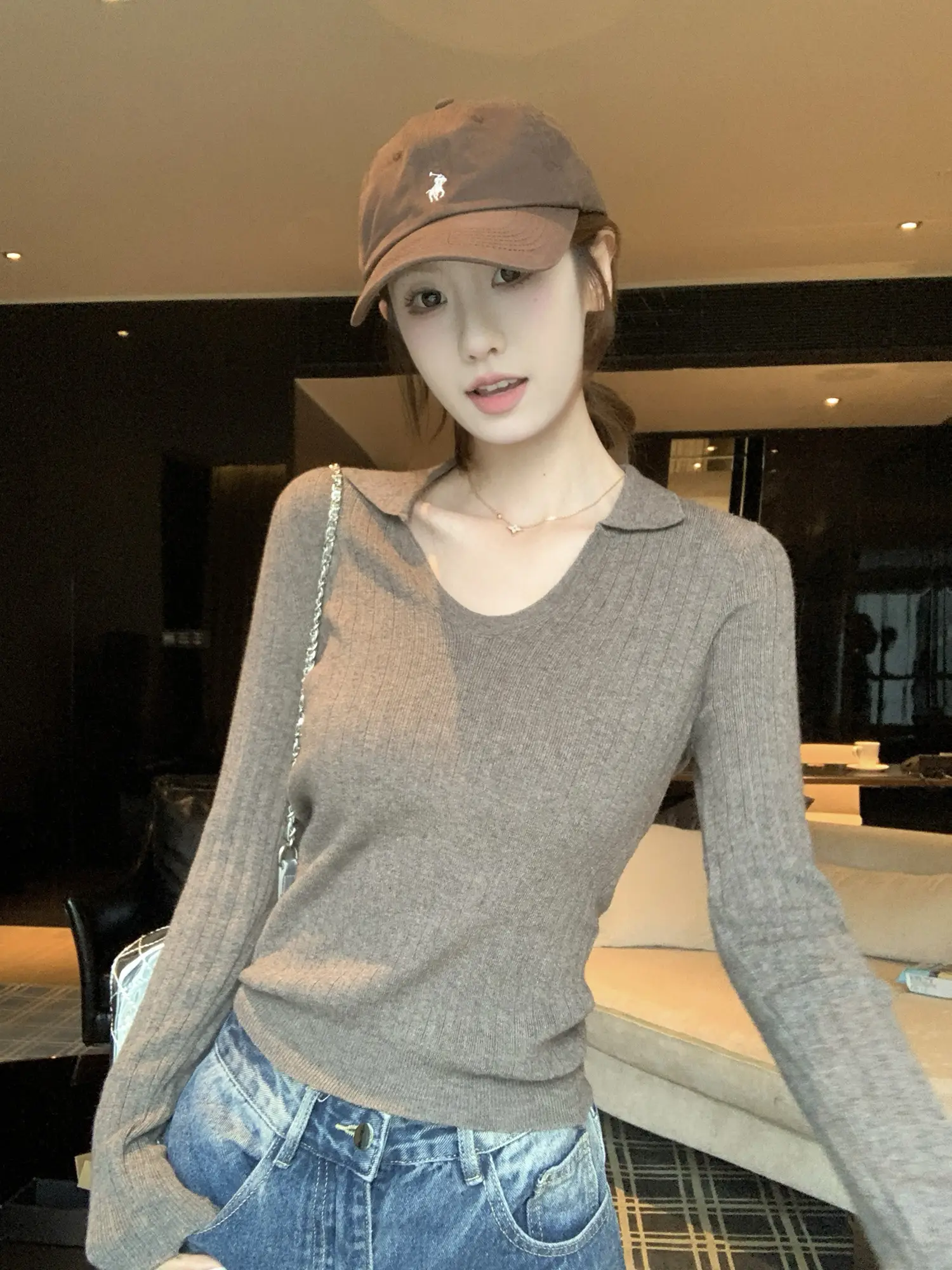 골지 폴드 칼라 U넥 슬림 니트 상세 이미지 14