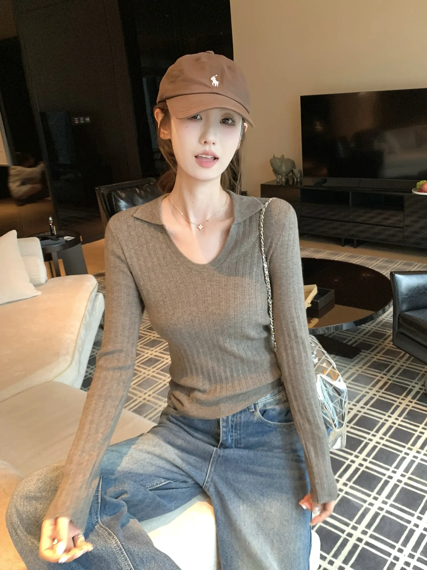 골지 폴드 칼라 U넥 슬림 니트 상세 이미지 20