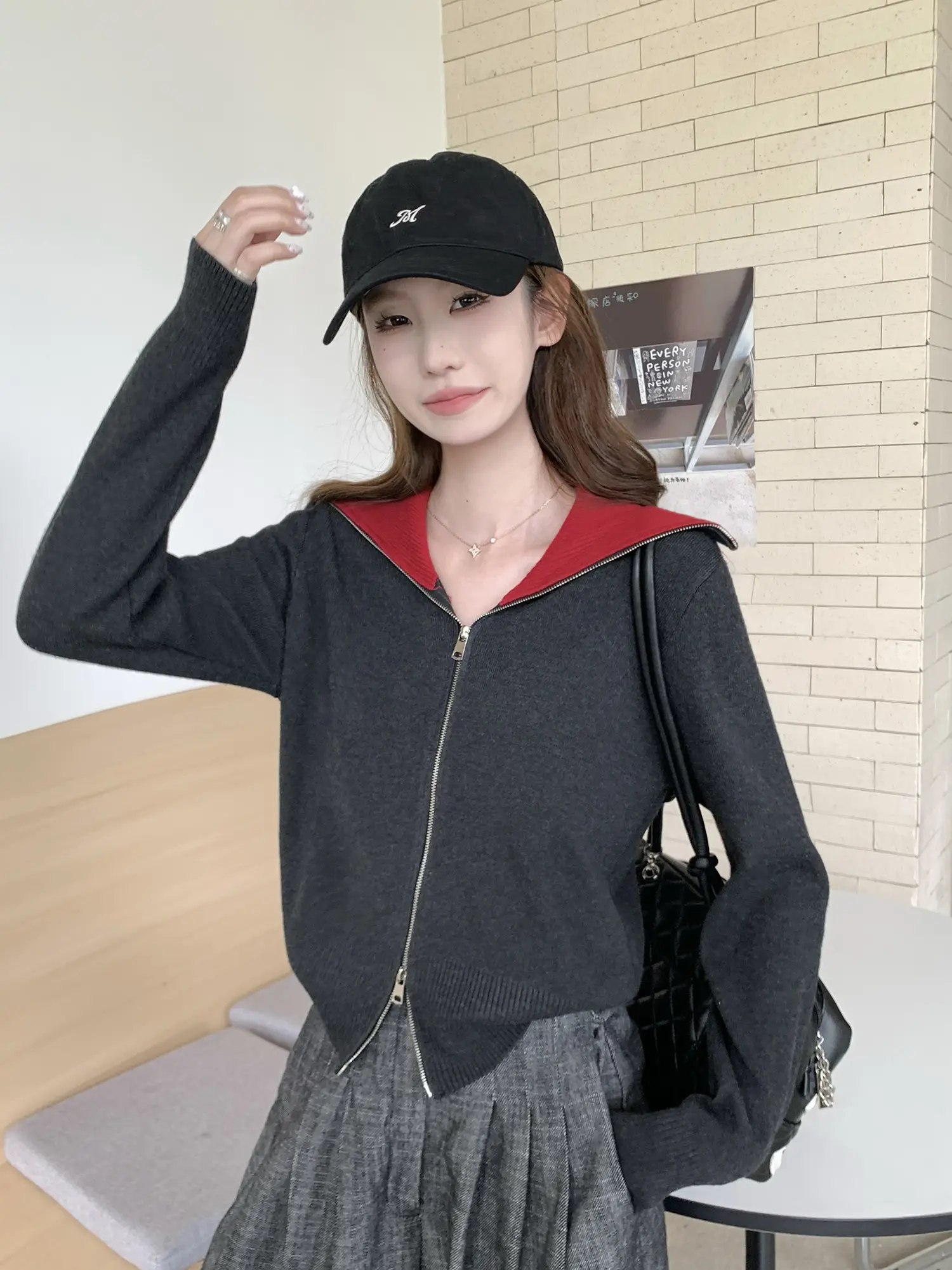 컬러 배색 폴드 칼라 지퍼 니트 카디건 상세 이미지 24