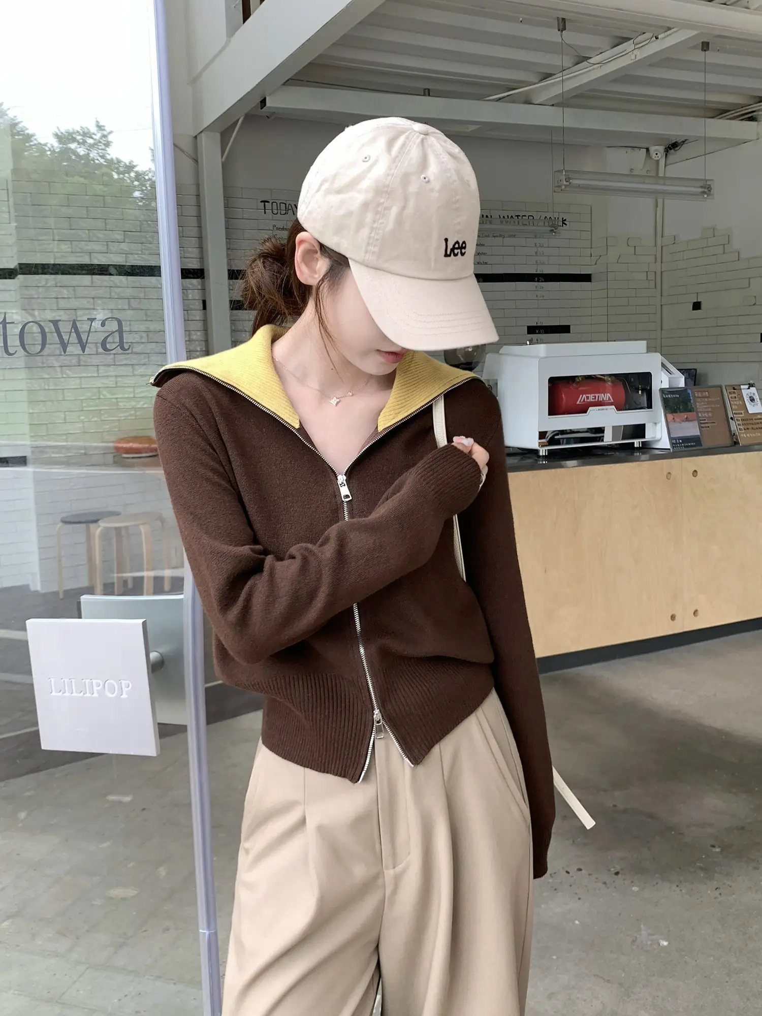 컬러 배색 폴드 칼라 지퍼 니트 카디건 상세 이미지 29