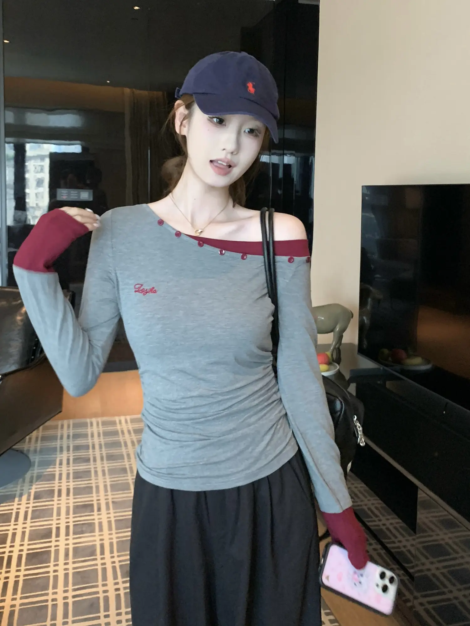 컬러 배색 원숄더 슬림 니트 티셔츠 상세 이미지 20