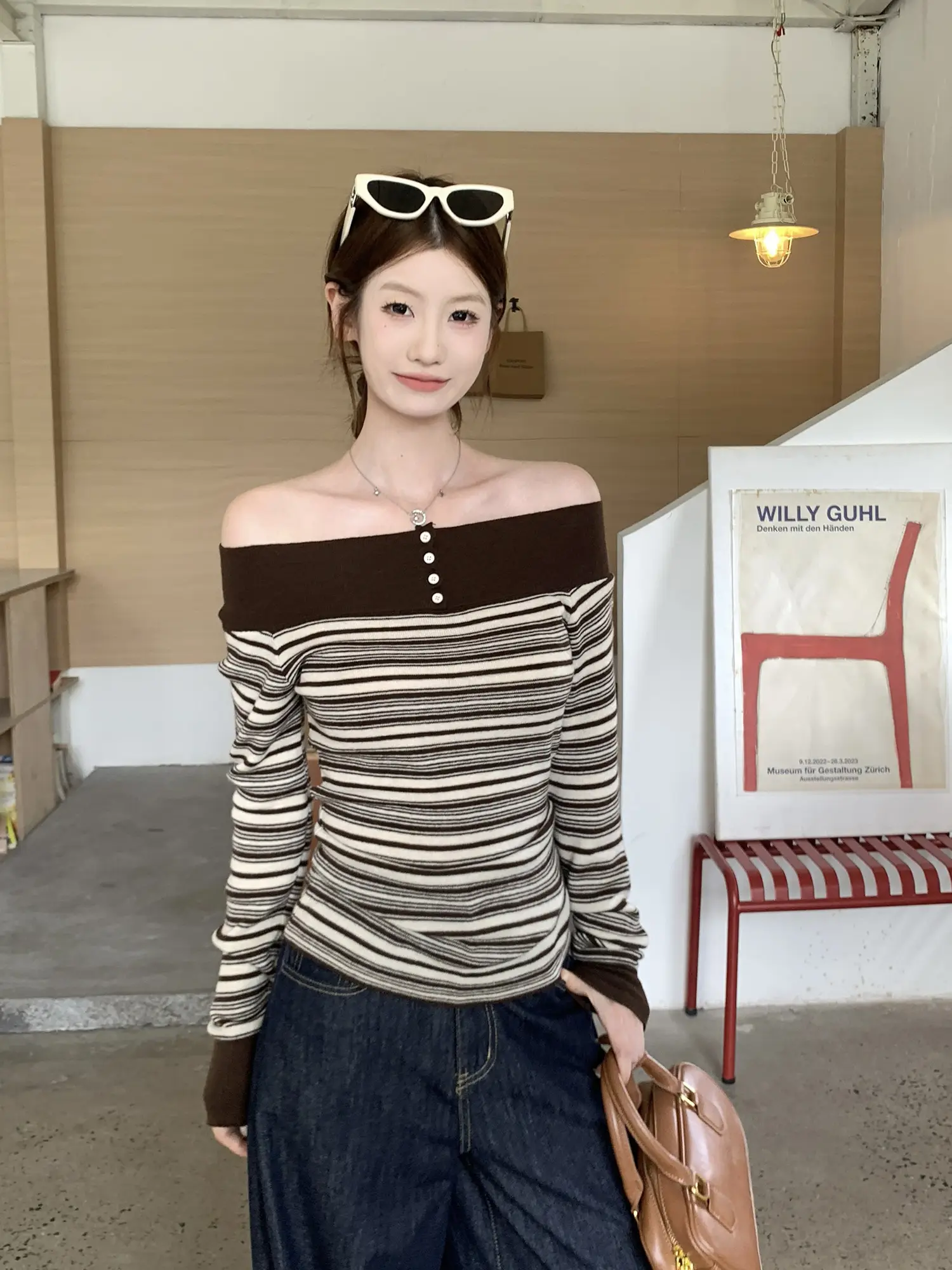 오프숄더 스트라이프 니트 상세 이미지 22