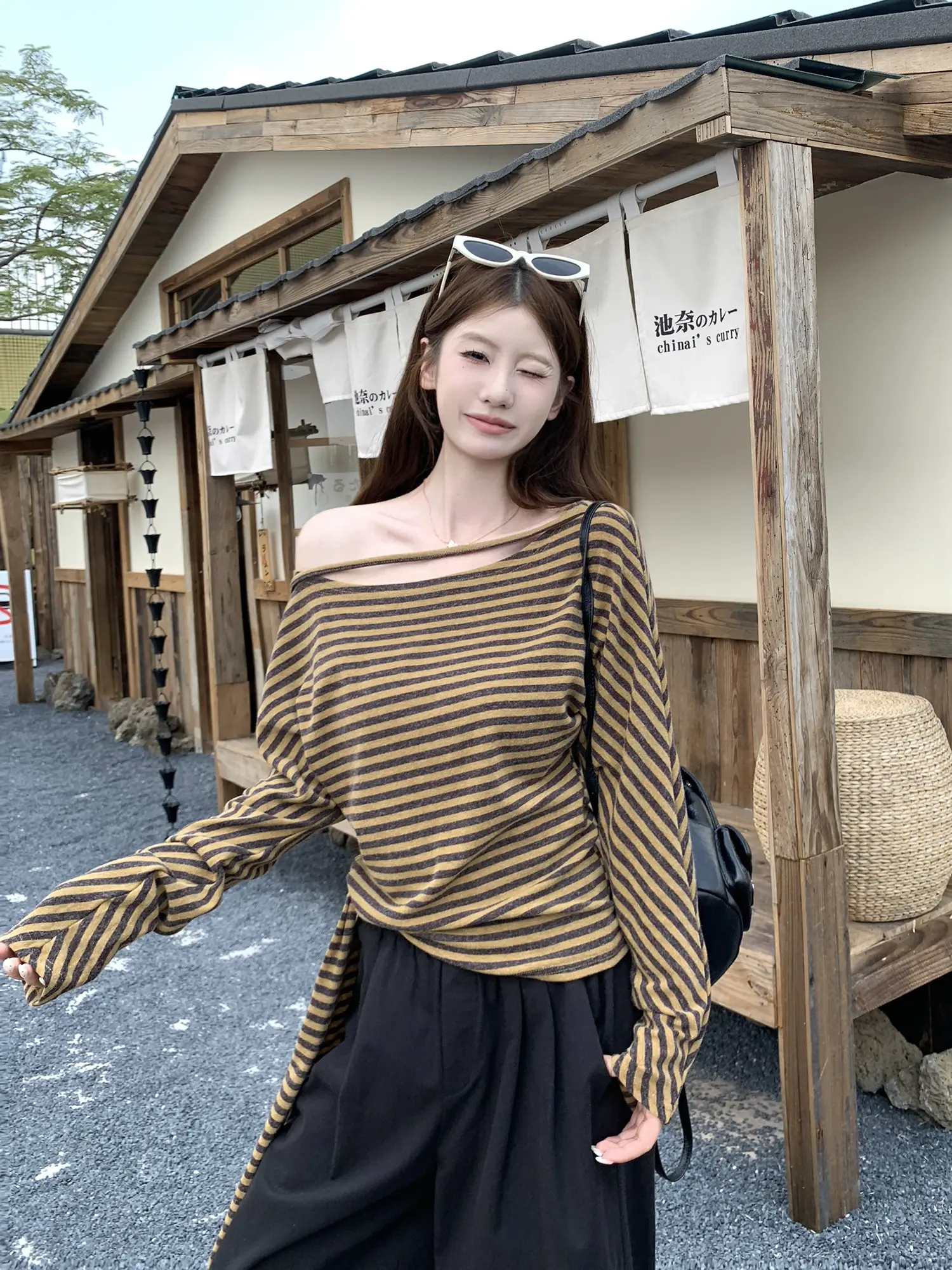 스트라이프 원숄더 타이 니트 상세 이미지 9
