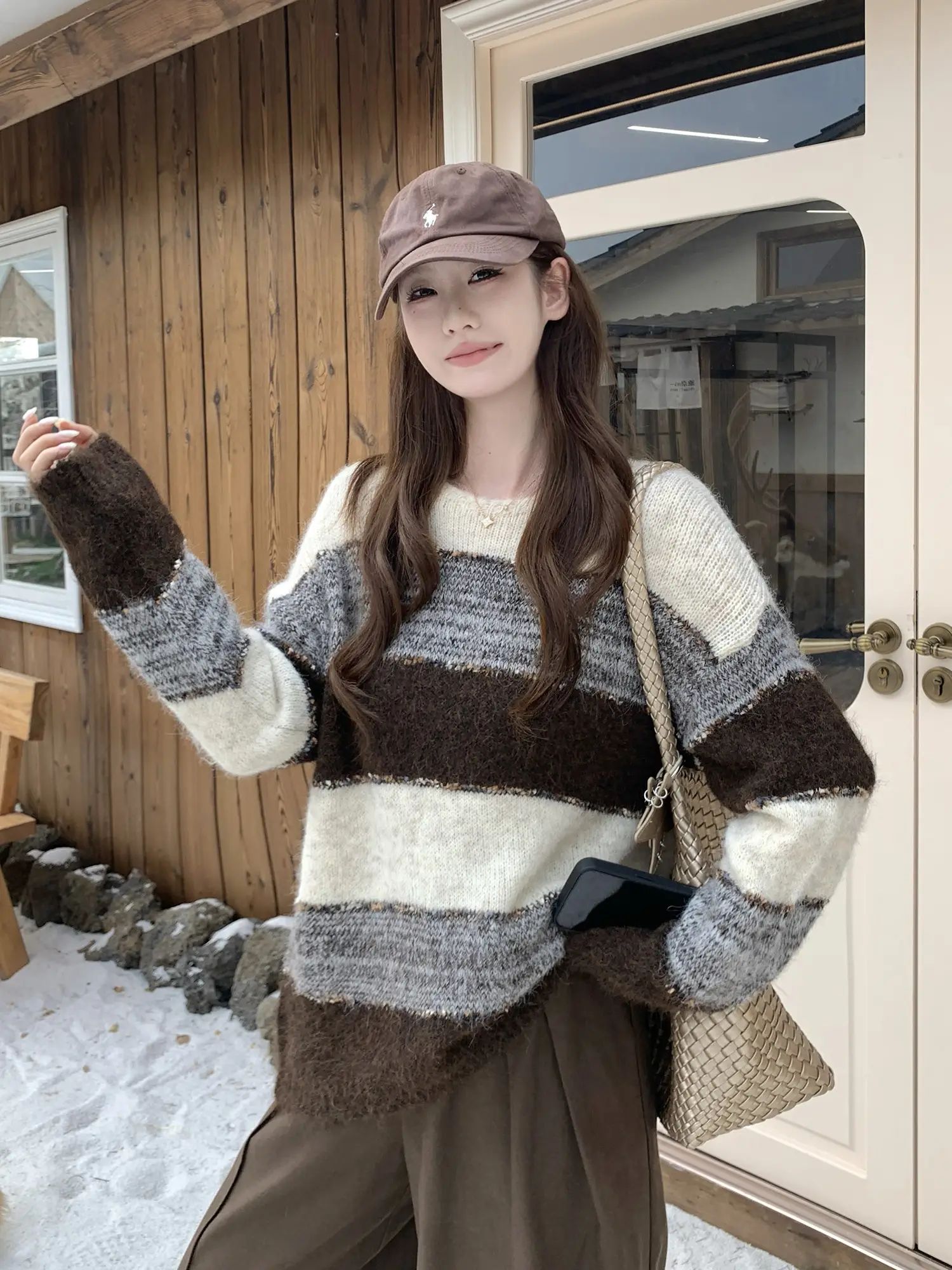 빈티지 스트라이프 배색 니트 상세 이미지 7