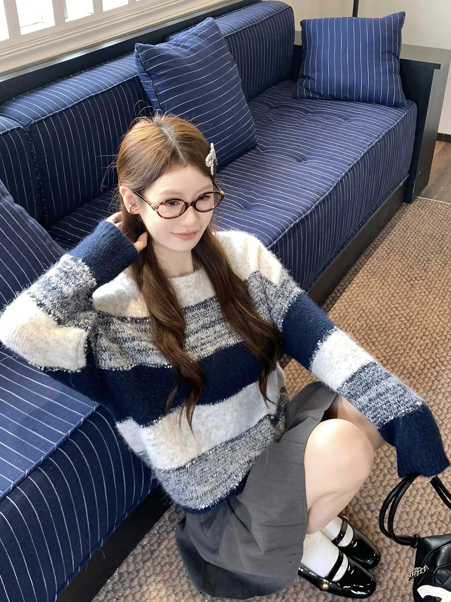 빈티지 스트라이프 배색 니트 상세 이미지 16