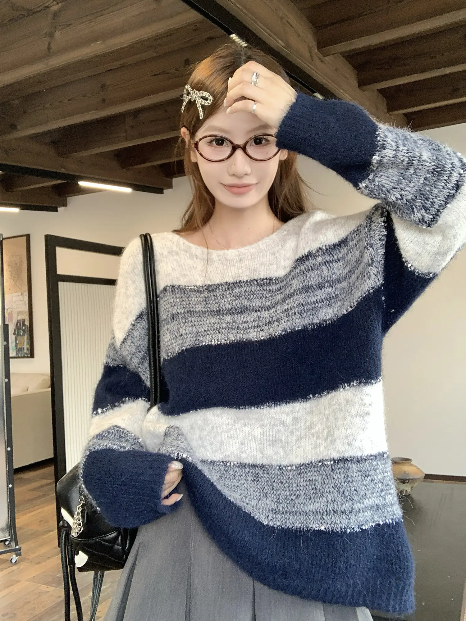 빈티지 스트라이프 배색 니트 상세 이미지 19