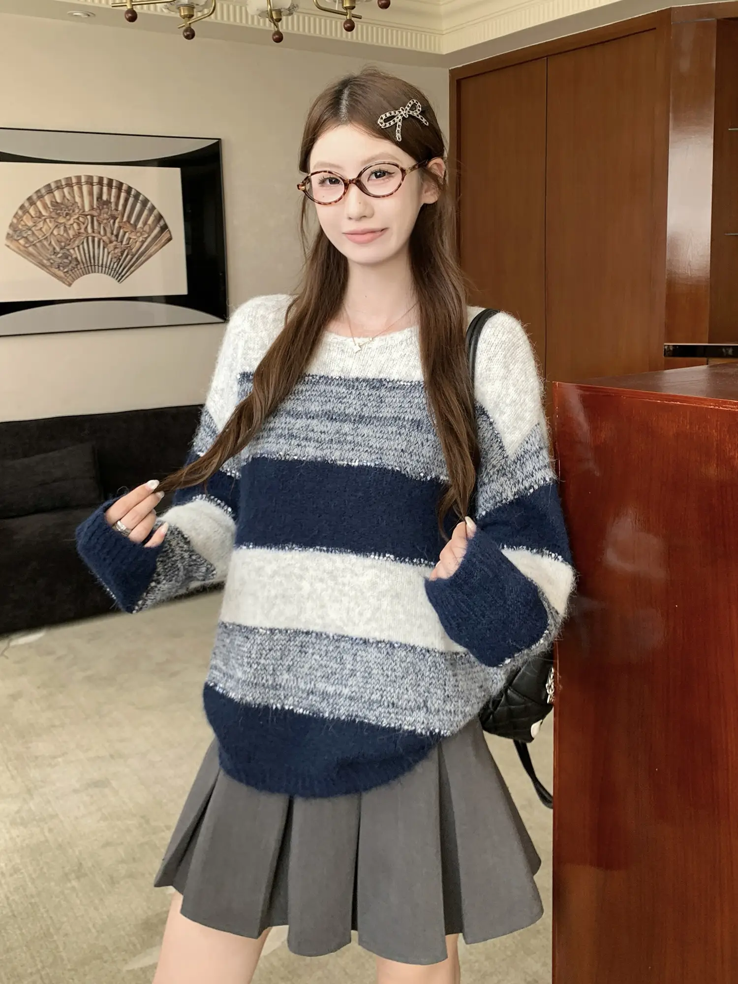 빈티지 스트라이프 배색 니트 상세 이미지 21