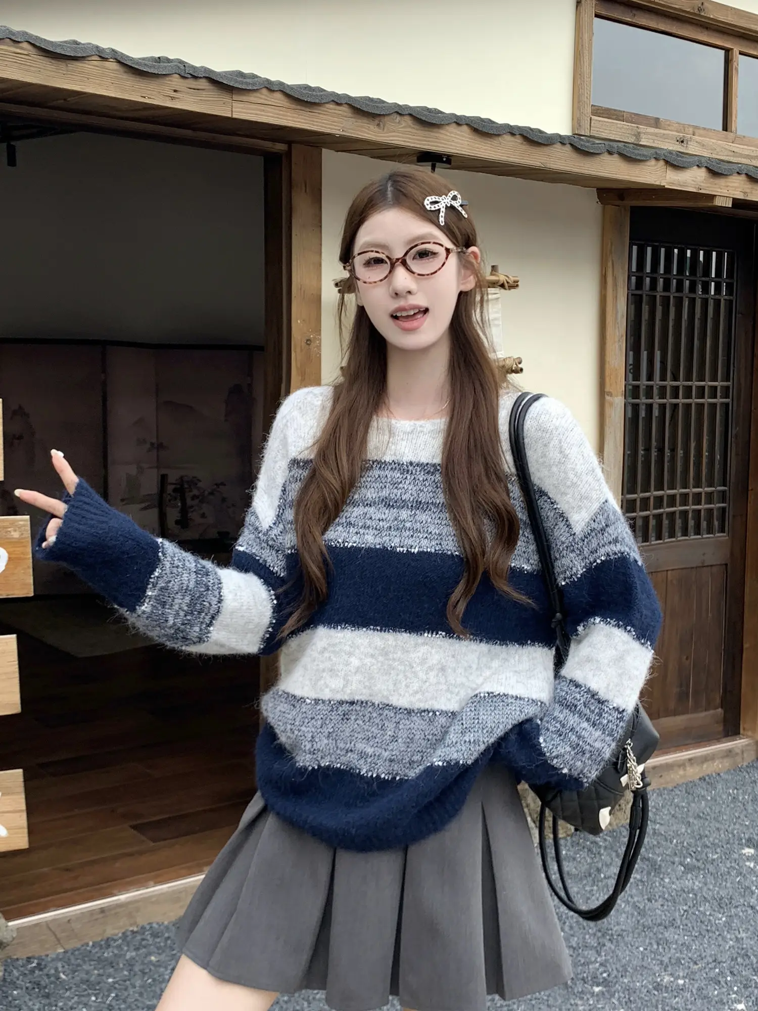 빈티지 스트라이프 배색 니트 상세 이미지 23