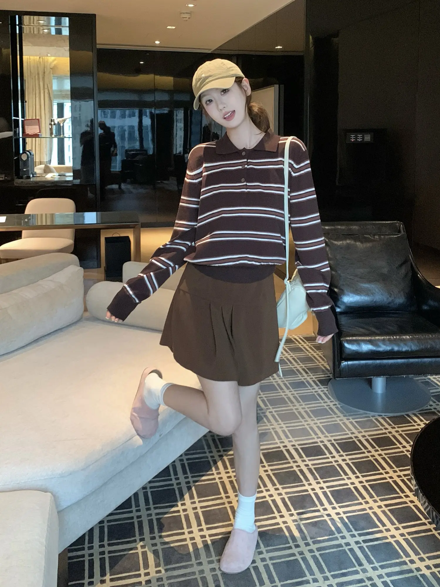 빈티지 블랙 브라운 스트라이프 폴로넥 긴소매 니트 상세 이미지 7