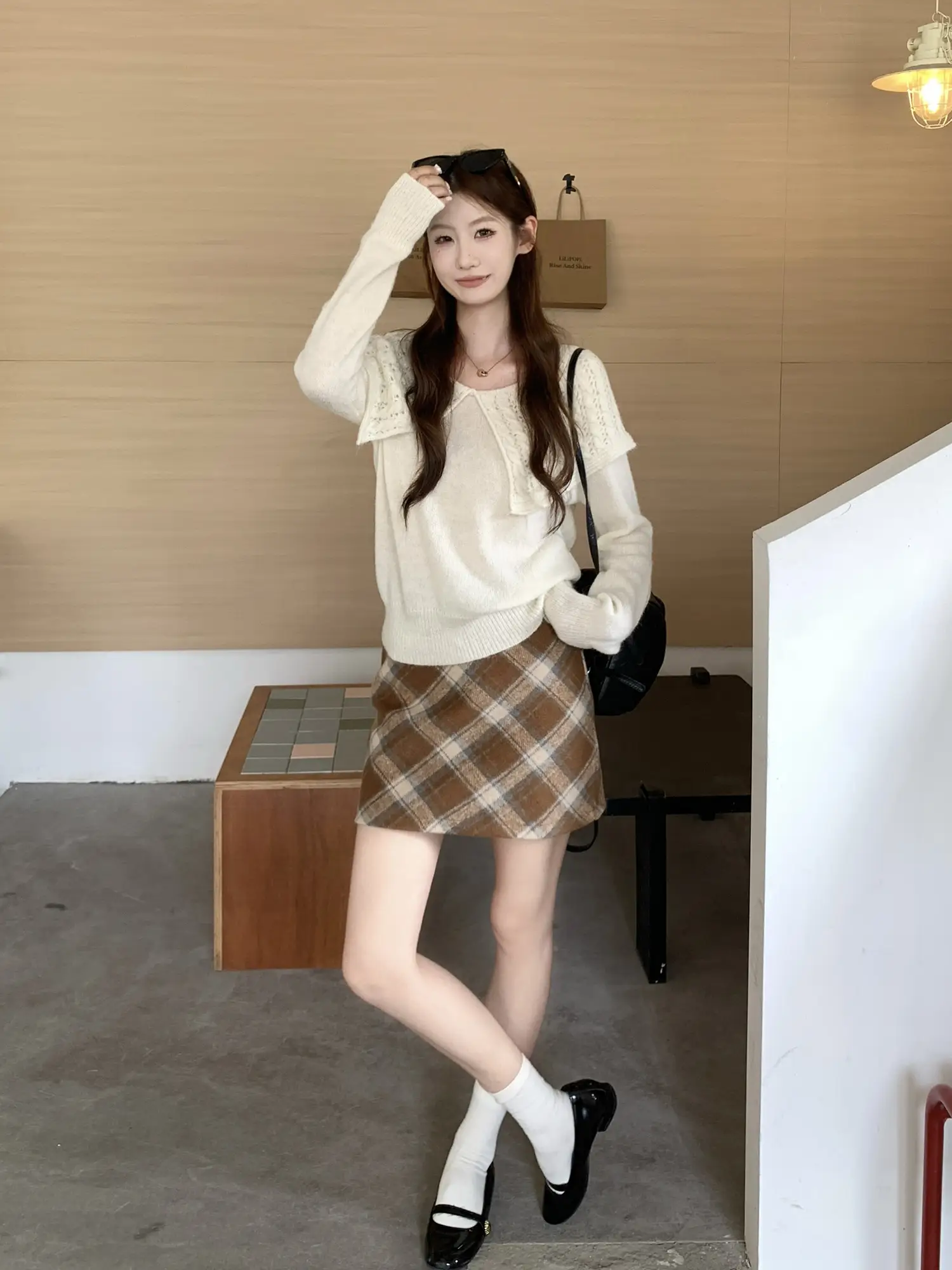 프렌치 폴드 칼라 니트 상세 이미지 10