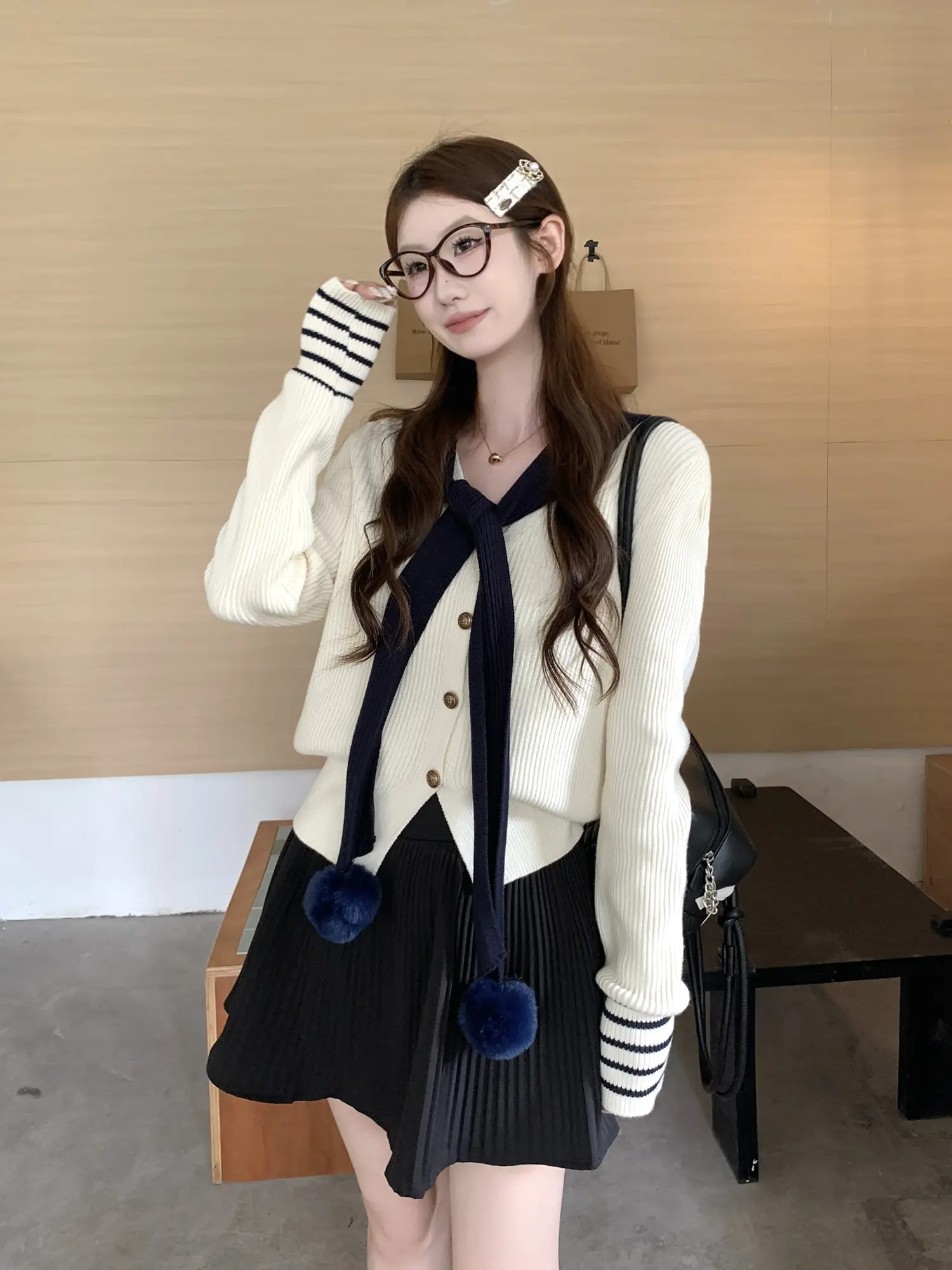 러블리 배색 볼 가디건 상세 이미지 22