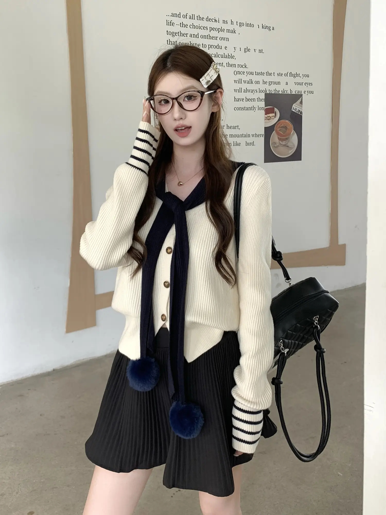 러블리 배색 볼 가디건 상세 이미지 24
