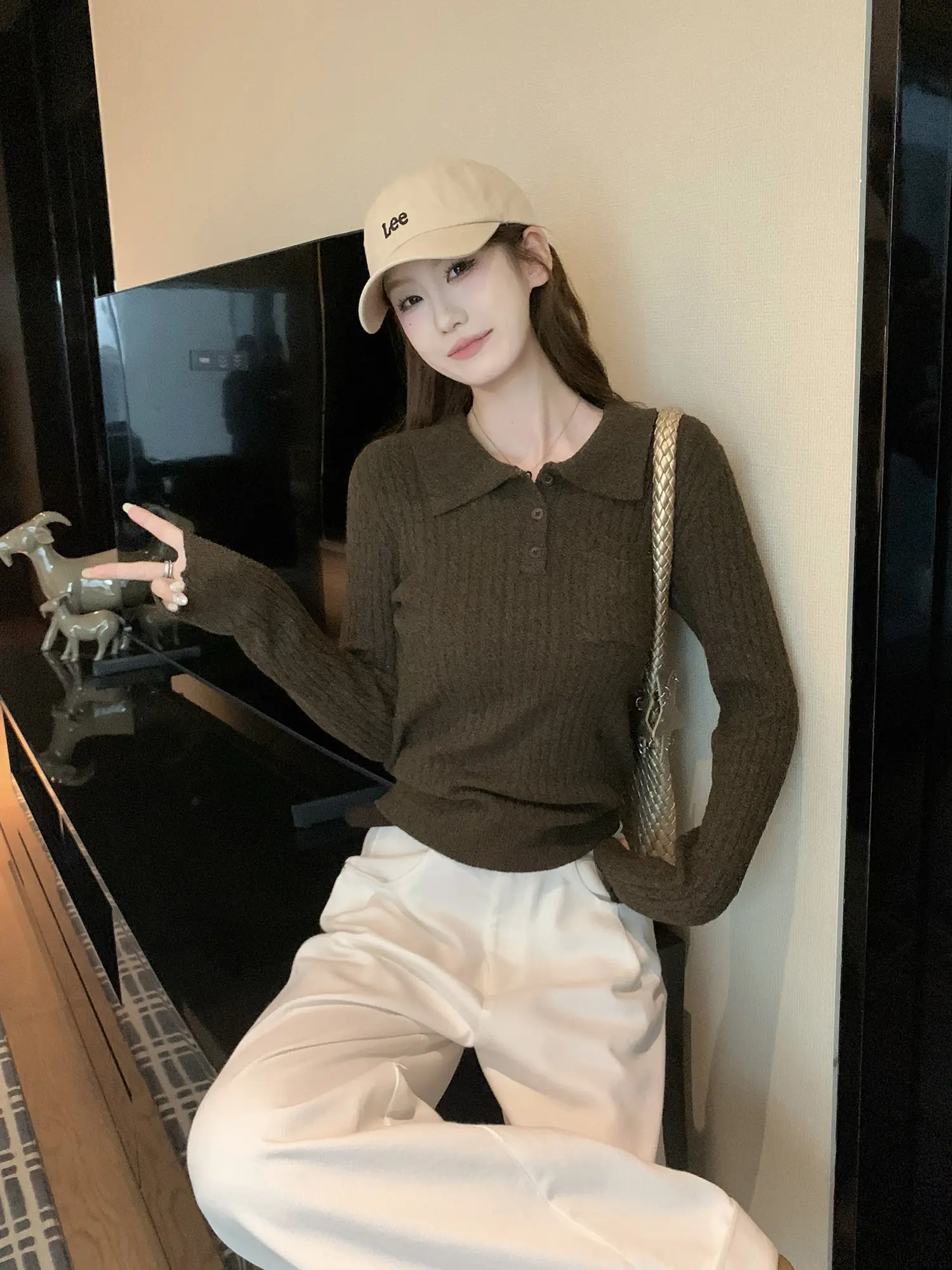 폴드 칼라 니트 이너 상세 이미지 9