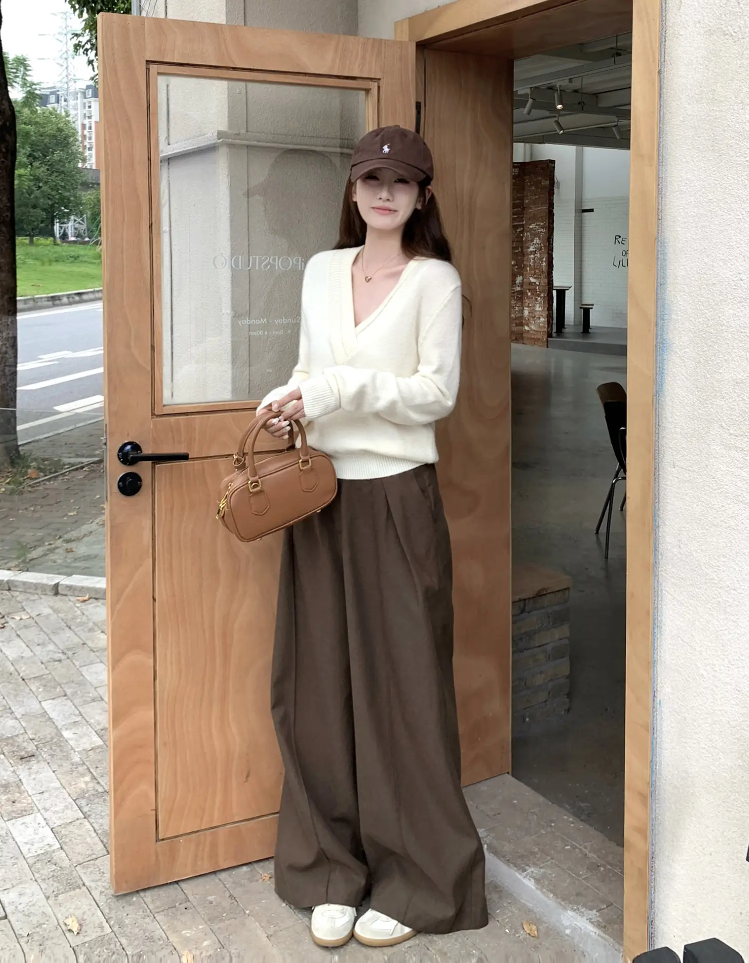폴드 칼라 울 니트 상세 이미지 33