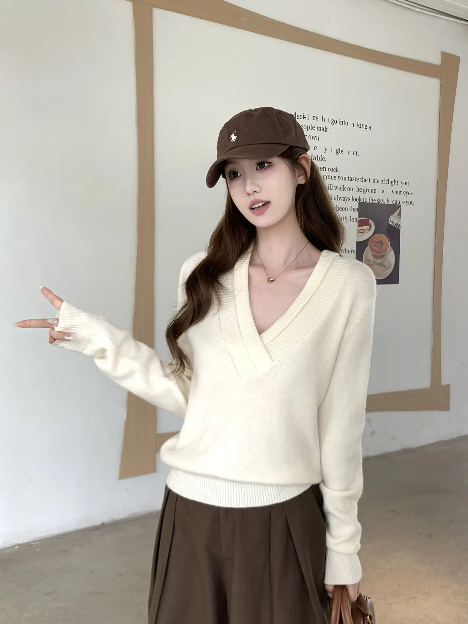 폴드 칼라 울 니트 상세 이미지 36