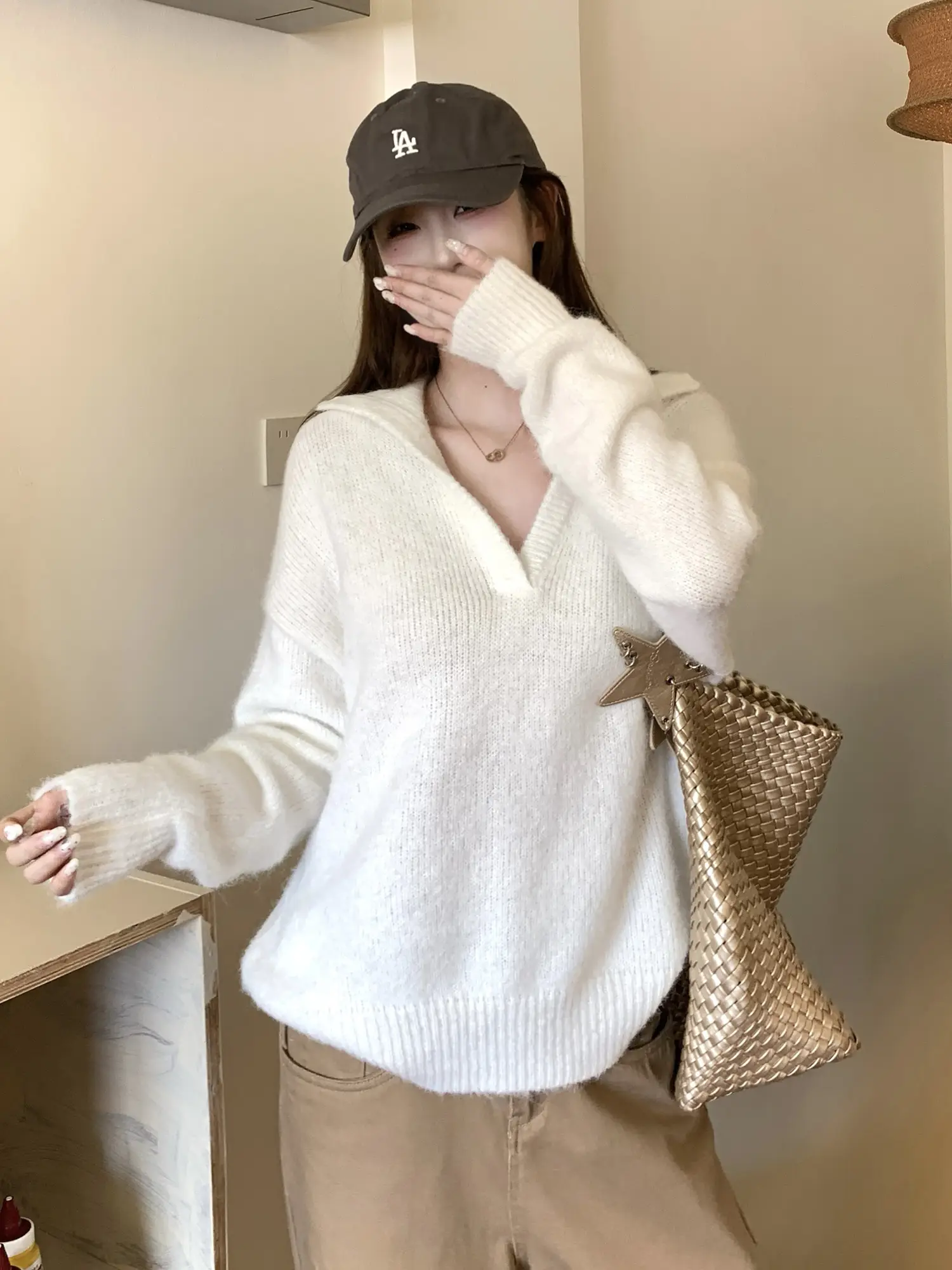 폴드 칼라 루즈핏 니트 상세 이미지 8