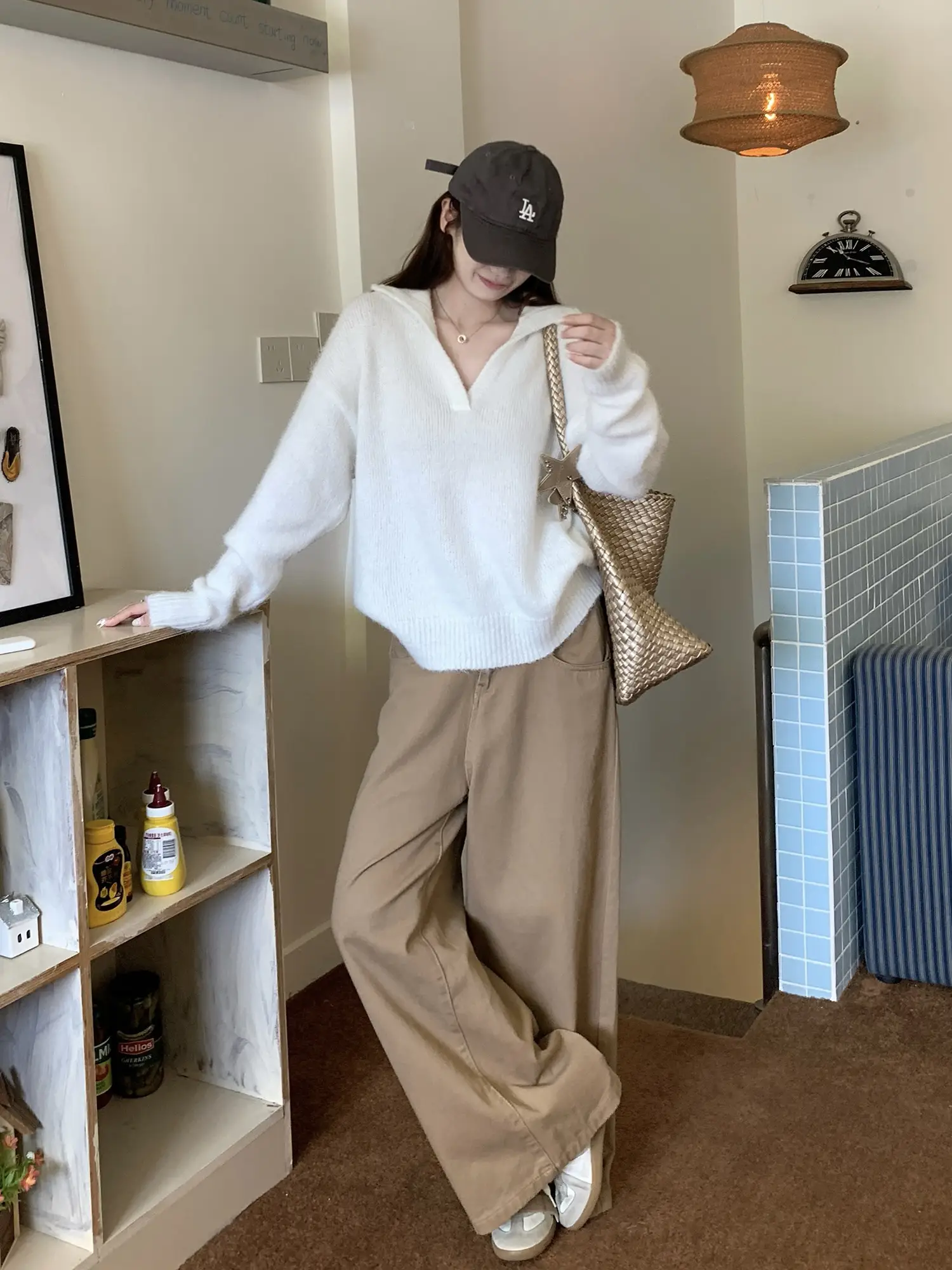 폴드 칼라 루즈핏 니트 상세 이미지 9