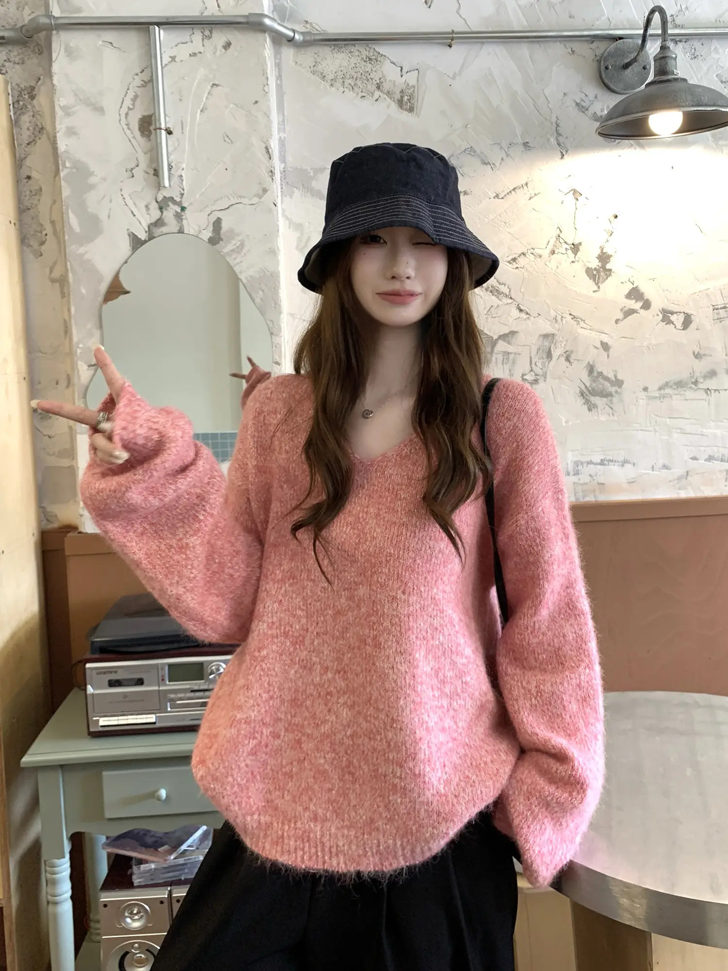 V넥 니트 상세 이미지 10