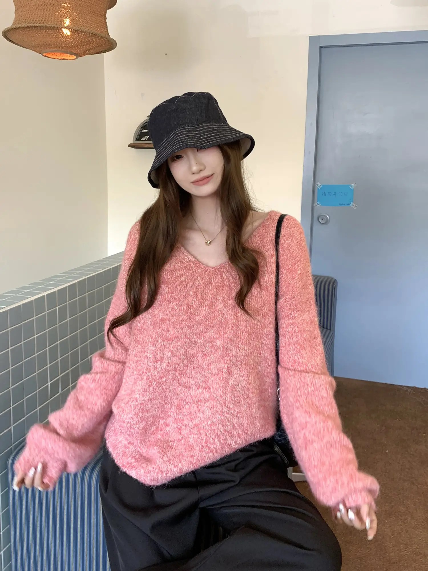 V넥 니트 상세 이미지 11