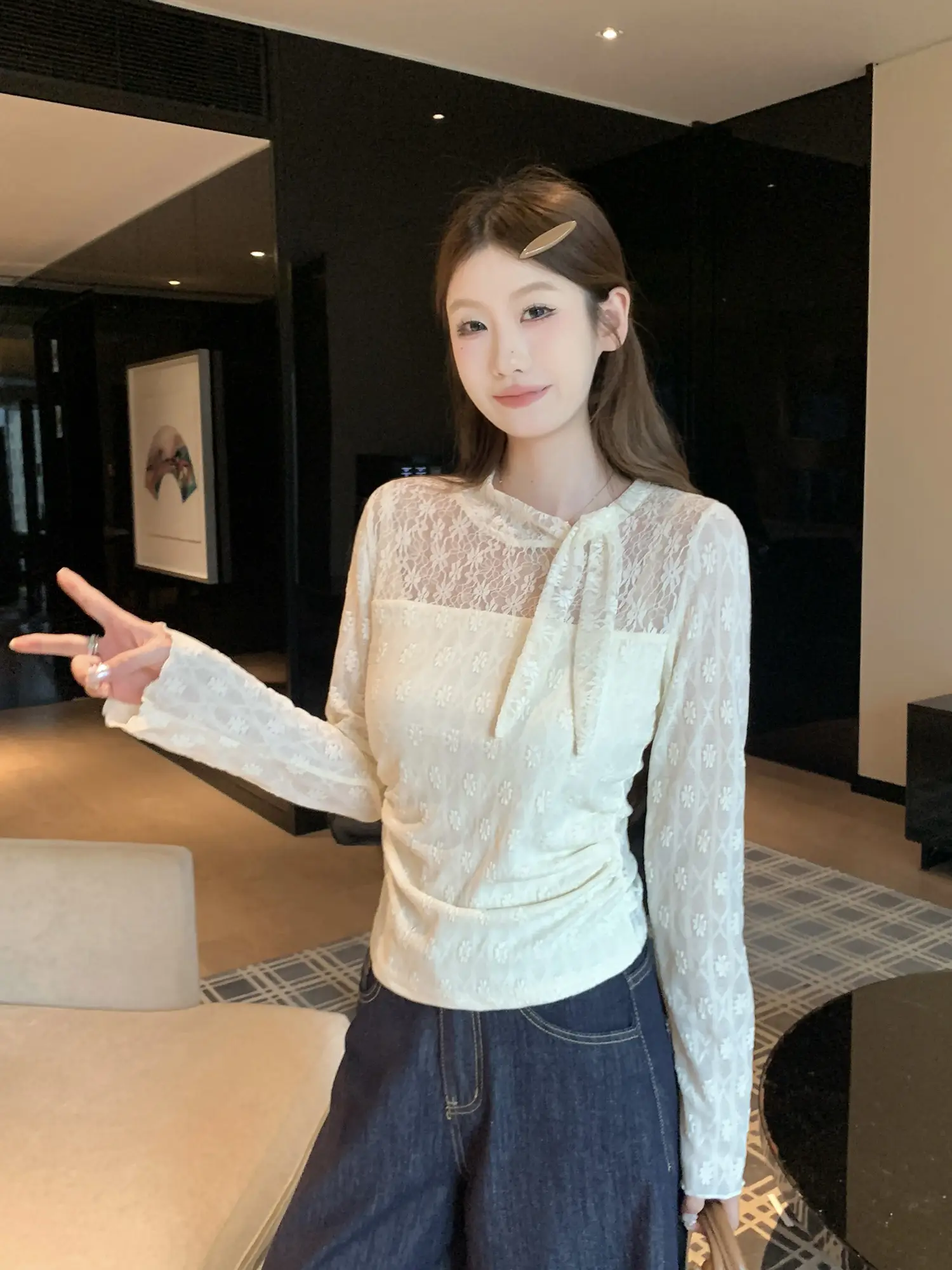프렌치 레이스 끈 디테일 플레어 소매 니트 상세 이미지 8